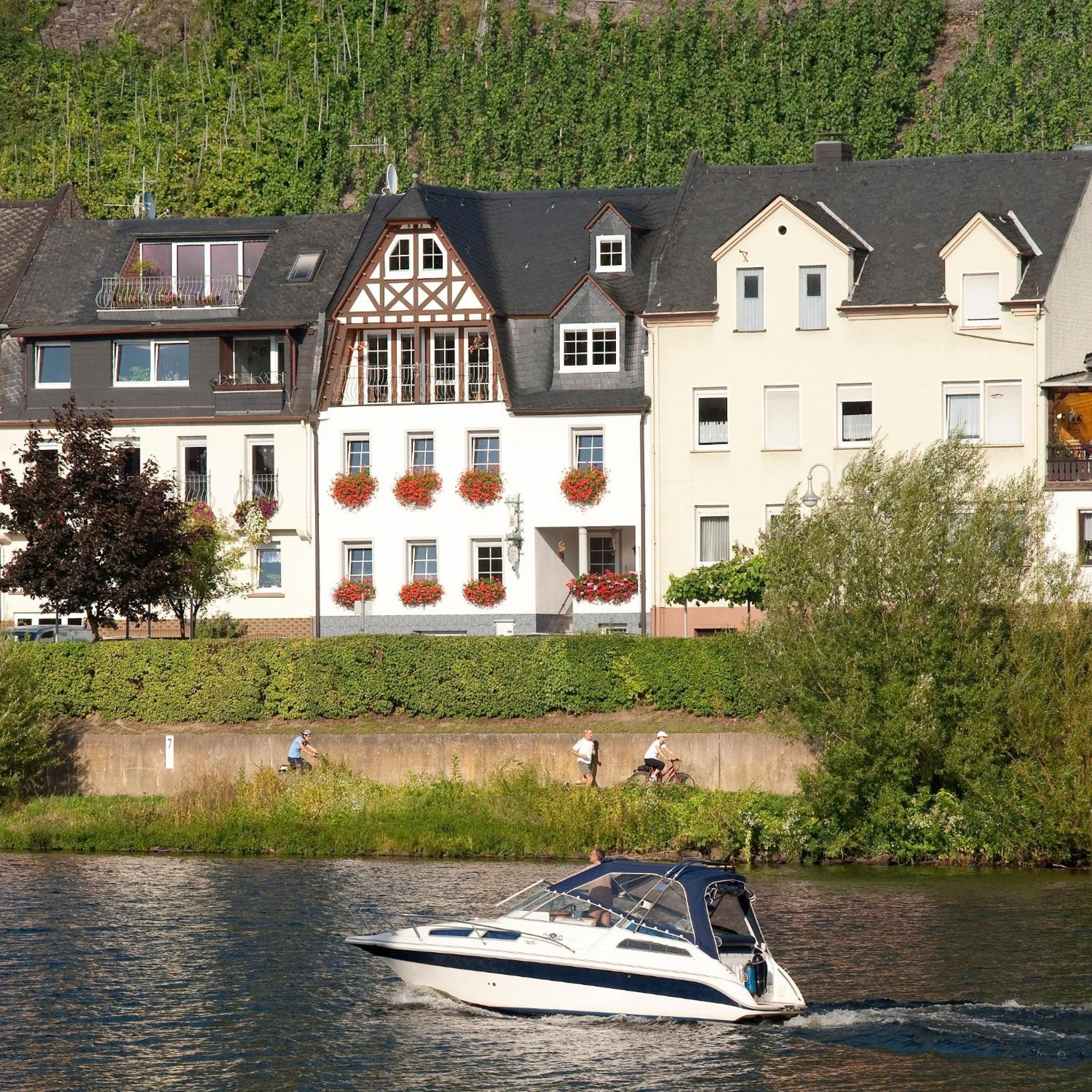 Hotel Mosel Panorama - Image 1