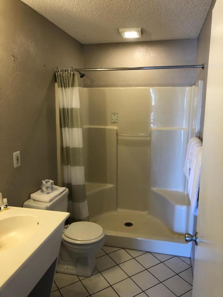 Pennwood Motor Lodge view 4