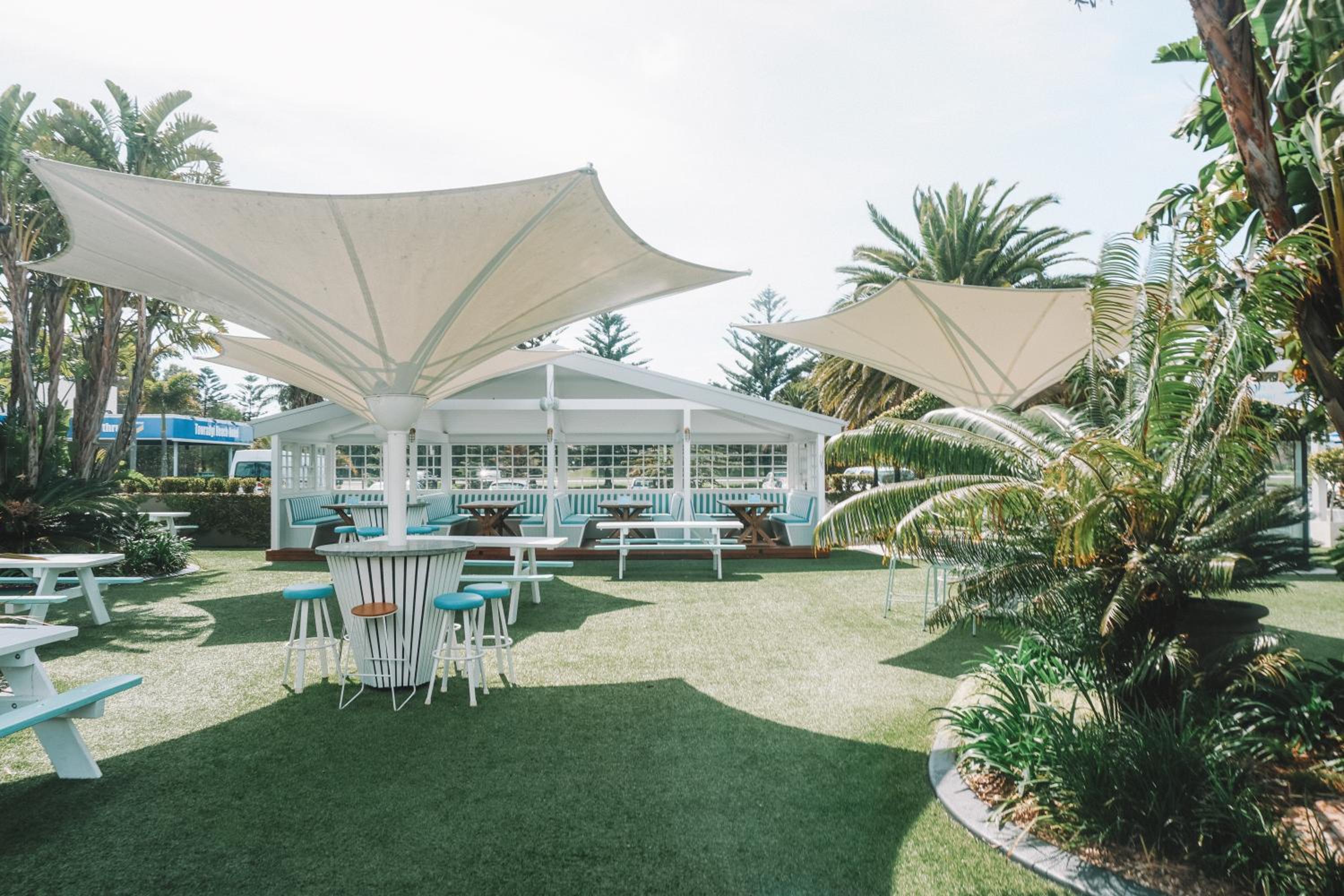 Wollongong Vacations - Comfort Inn Towradgi Beach - Property Image 1