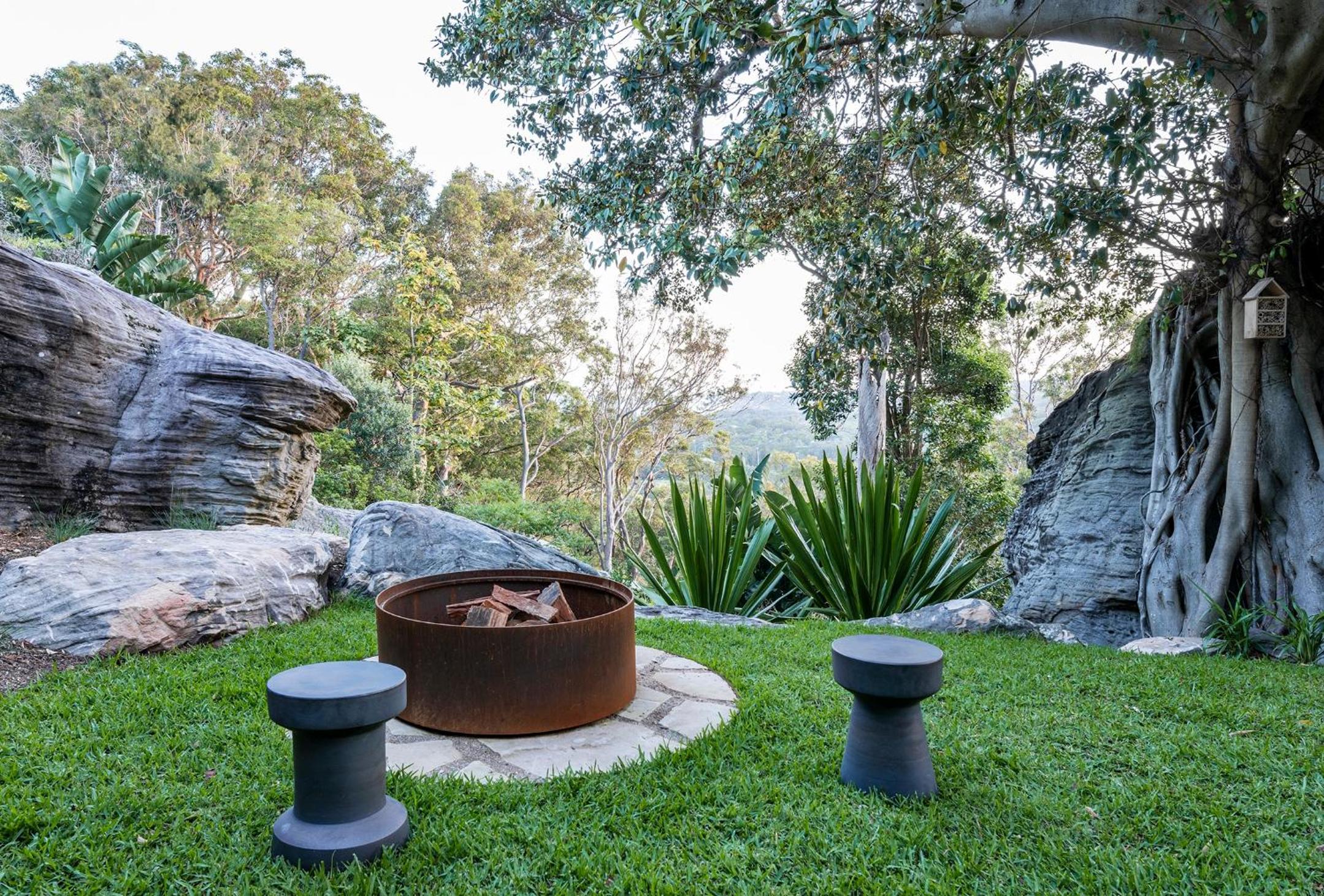 Crane Lodge