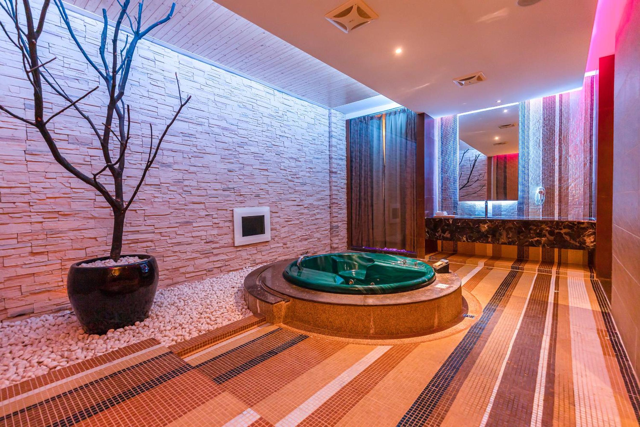 Vogue Boutique Motel