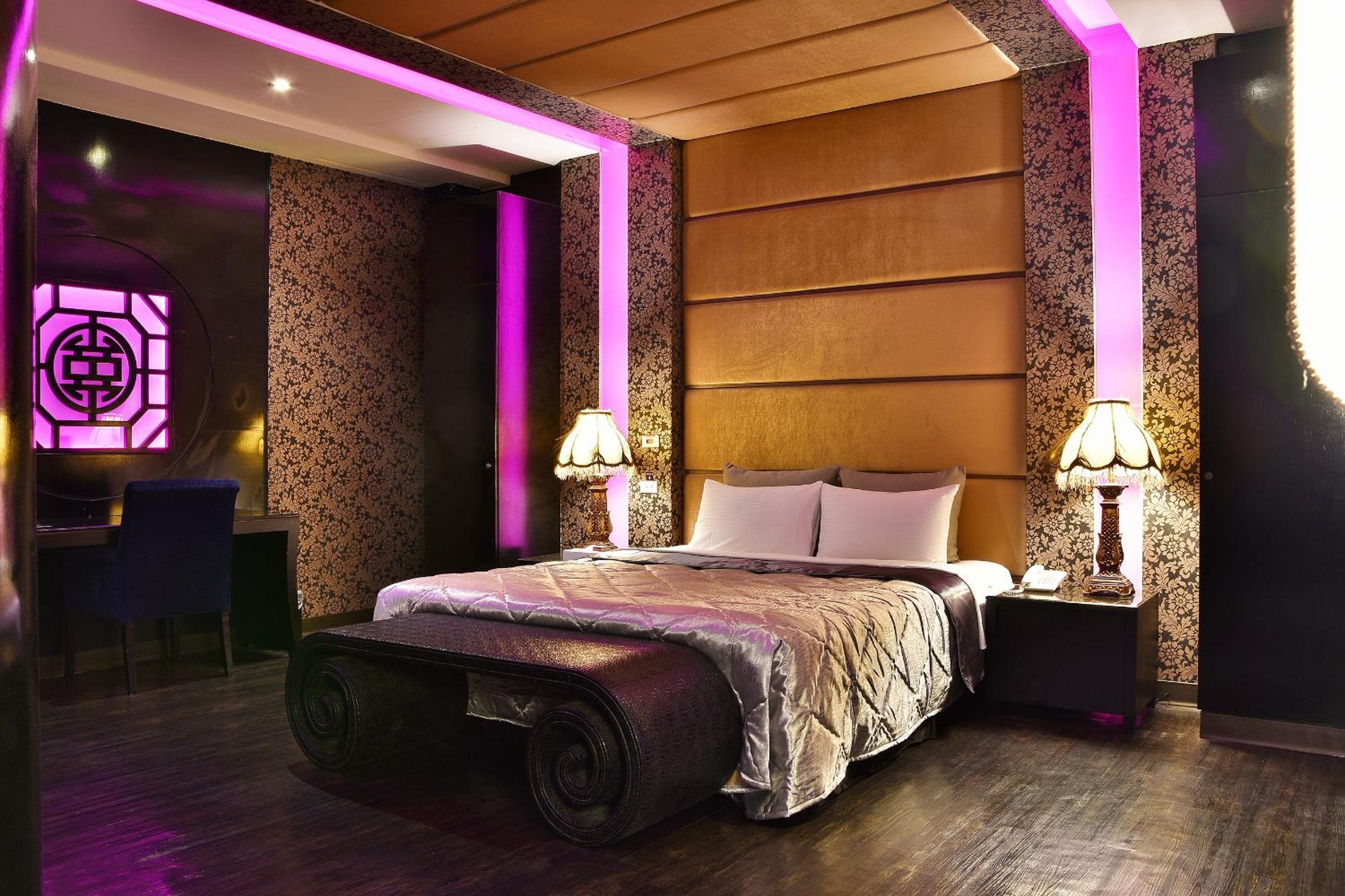 Vogue Boutique Motel