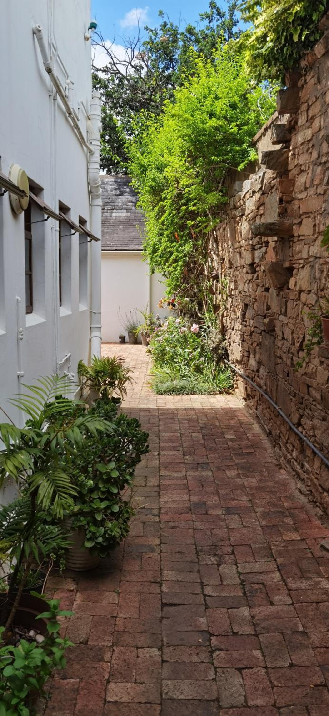137 High Street Guest House view 5