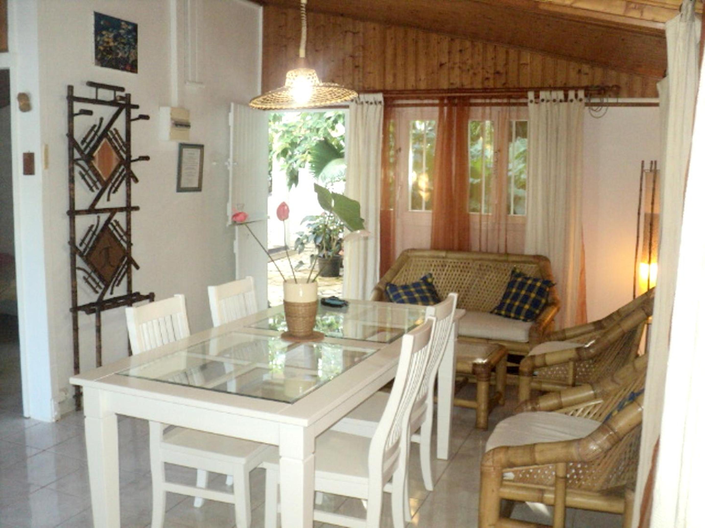 Maison confortable au Bois des Nefles, 70 m² avec piscine partagée
