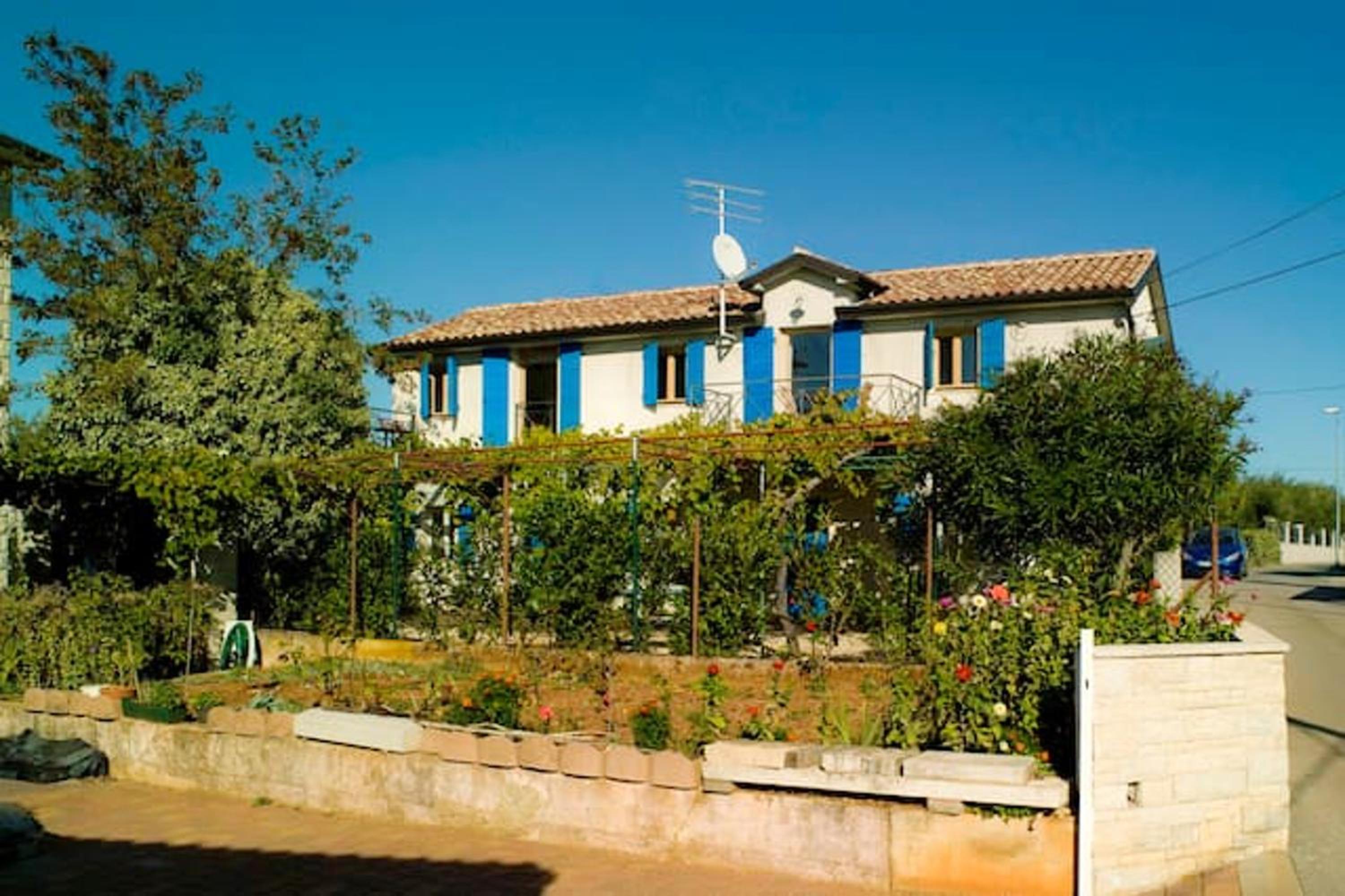 Charming apartment in Zambratija, 44 sqm, Parking included