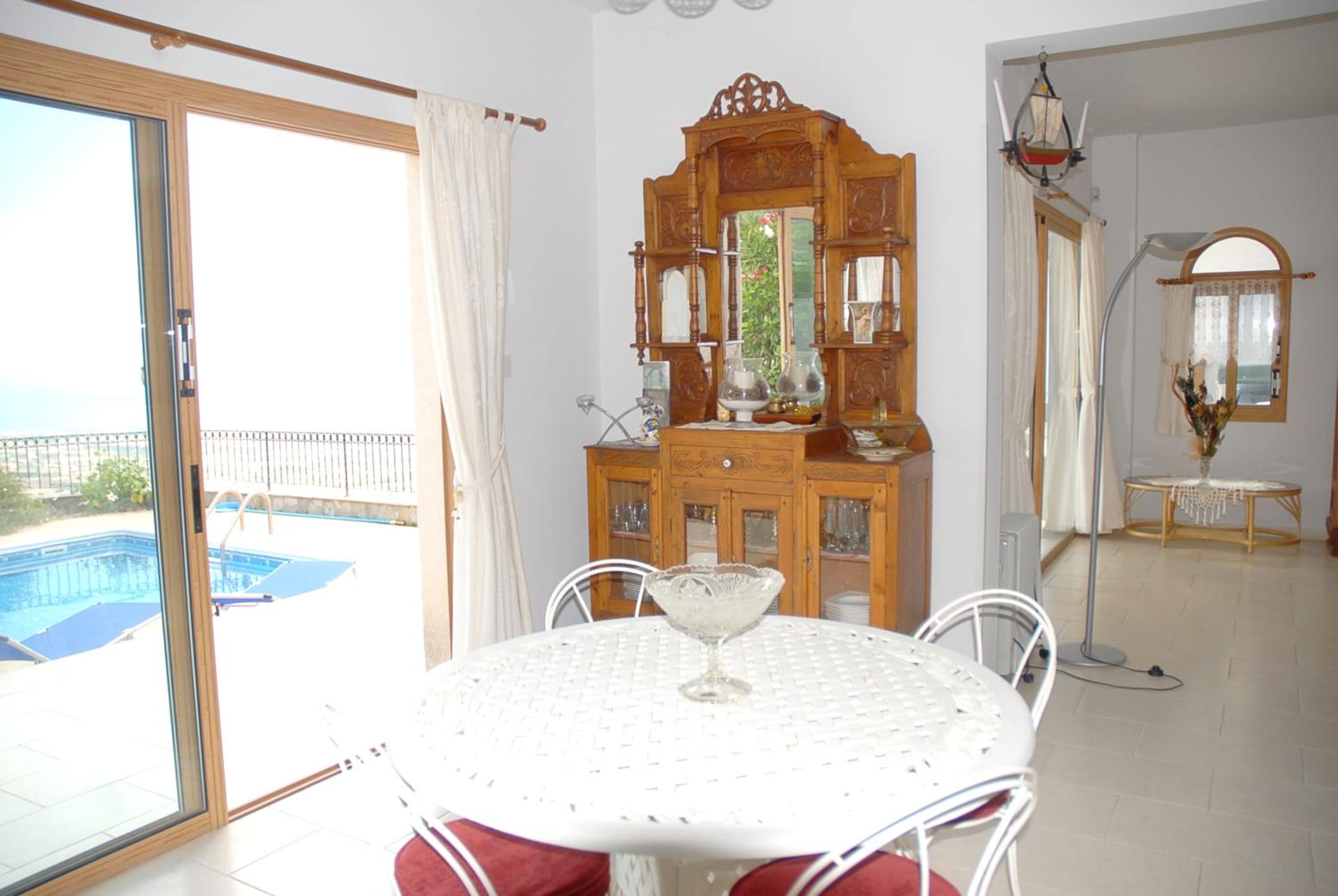 Peyia Villa with sea view, private pool, and garden