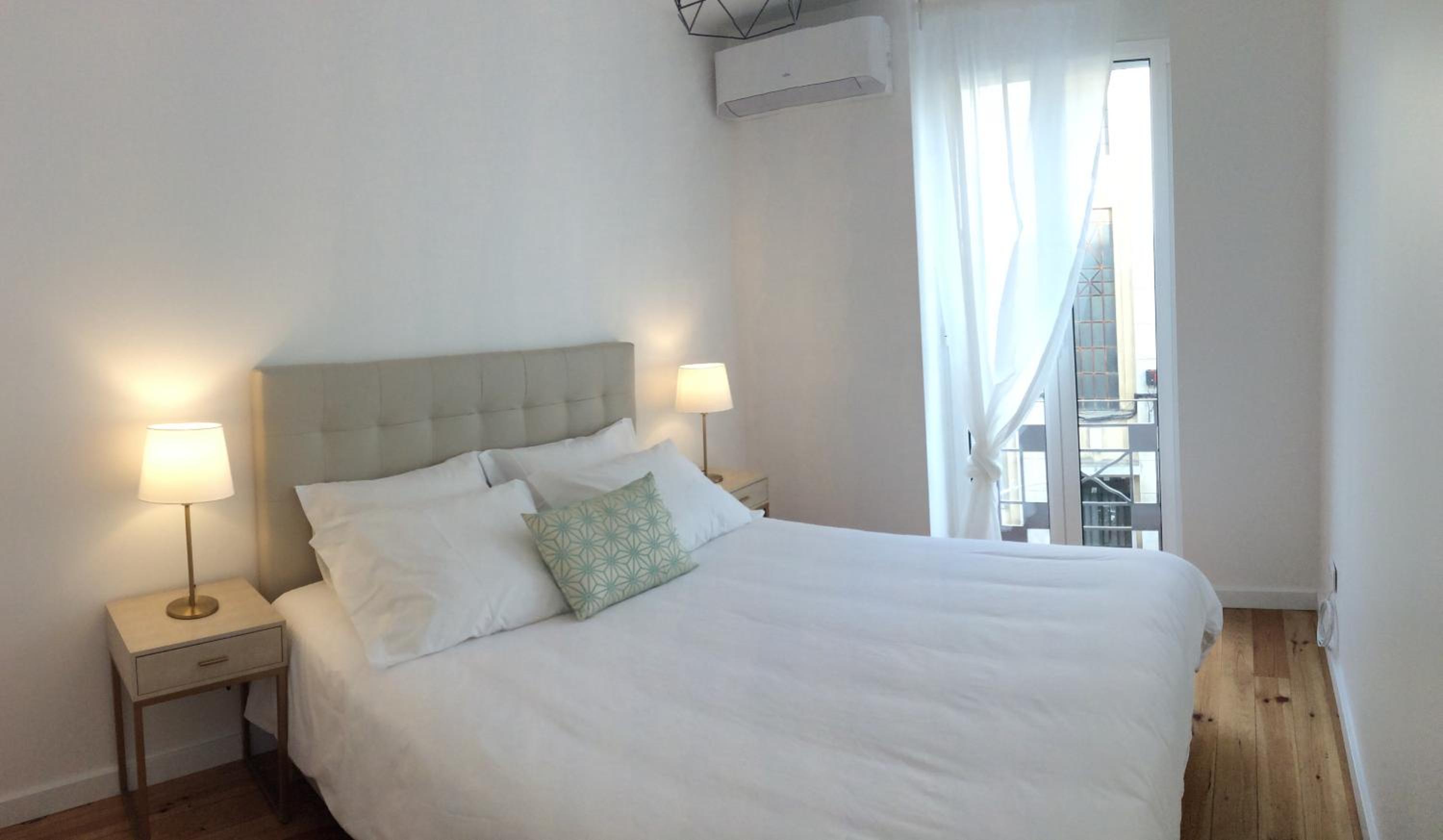 WHome Modern 1-Bed with AC & private Terrace view 5