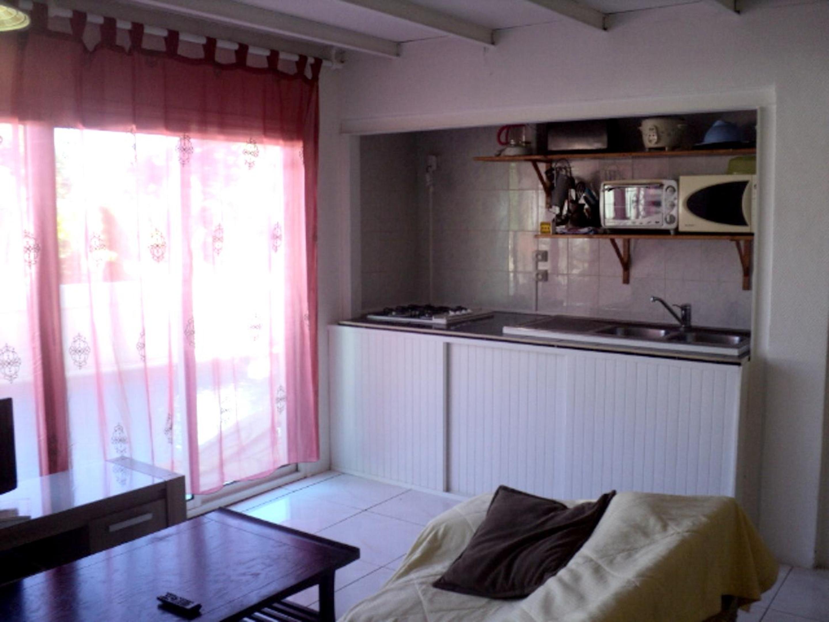 Appartement élégant à Bois De Nèfles, Saint Paul avec jacuzzi. view 5