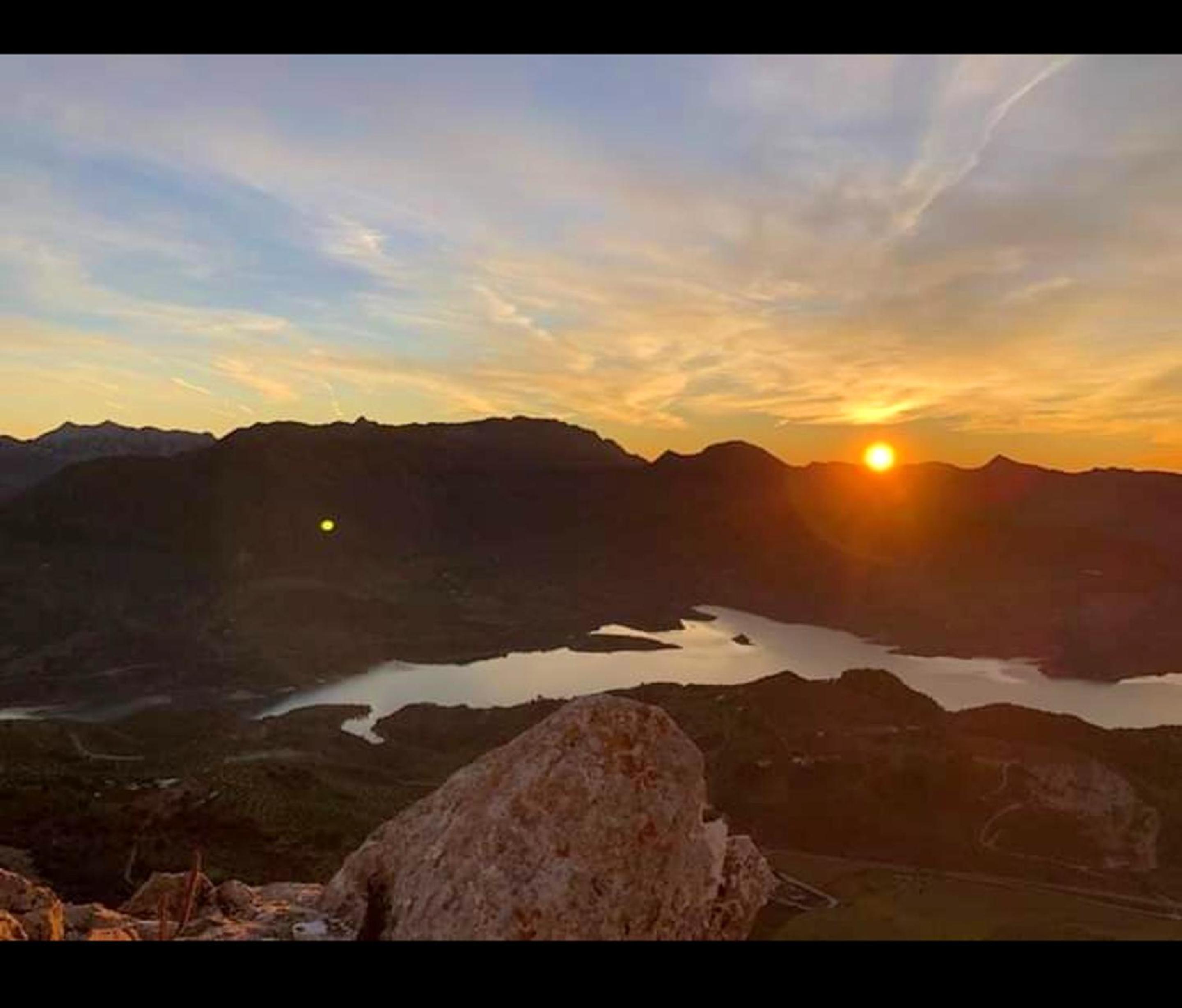 Welcoming chalet with lake and mountain view - El Gastor