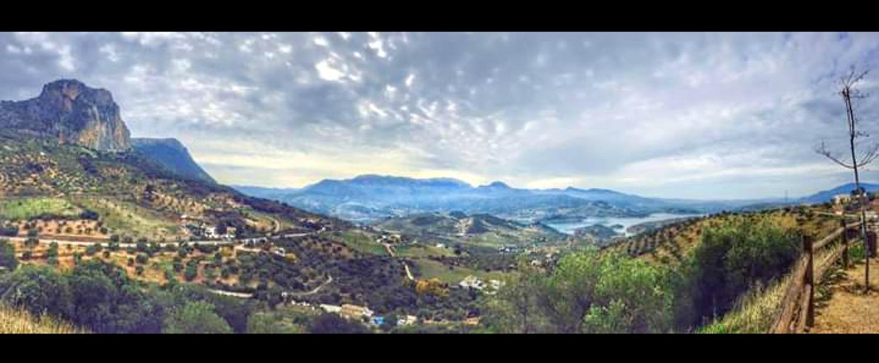 Welcoming chalet with lake and mountain view - El Gastor