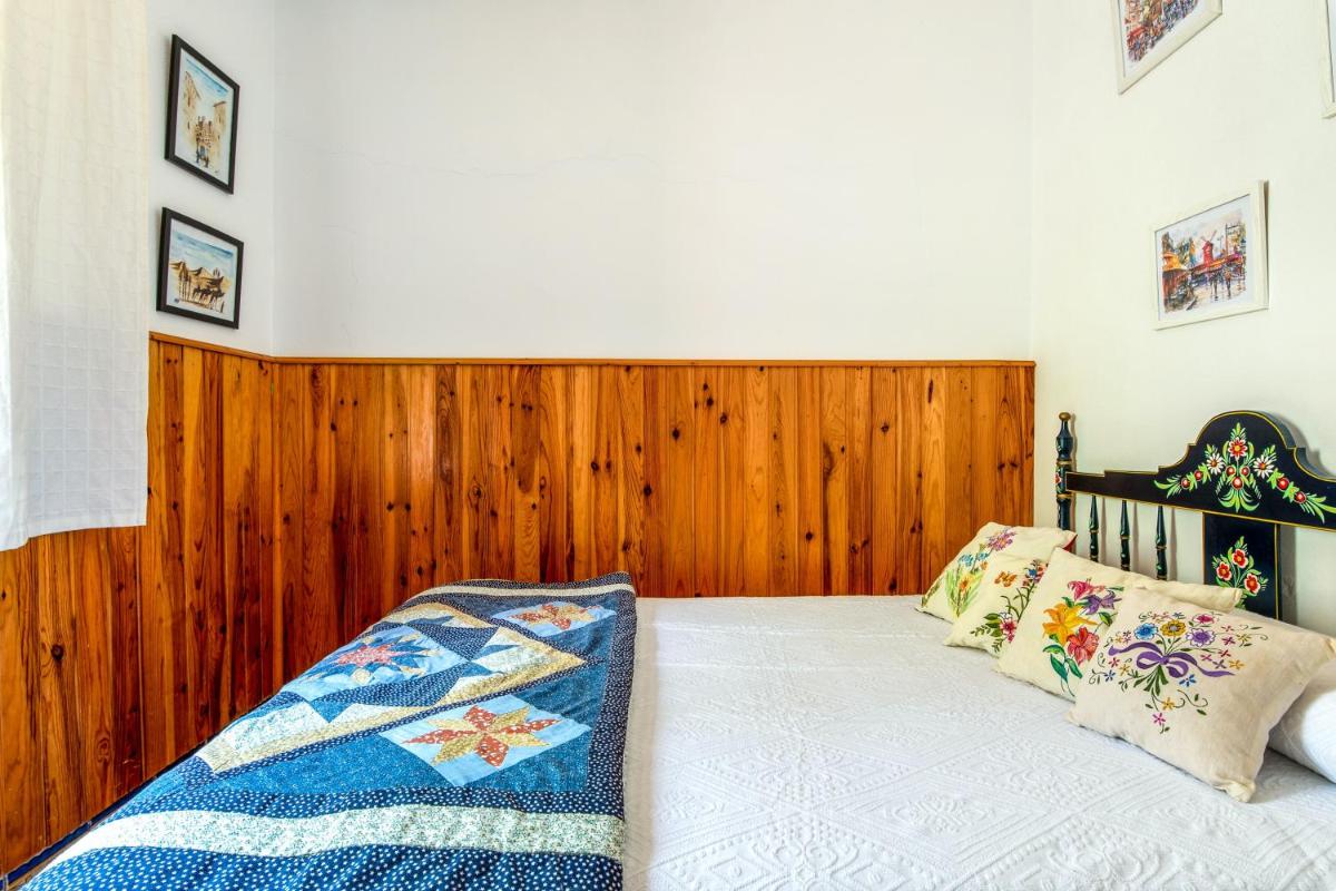 4 bedrooms villa with private pool and enclosed garden at Cortegana photo 4