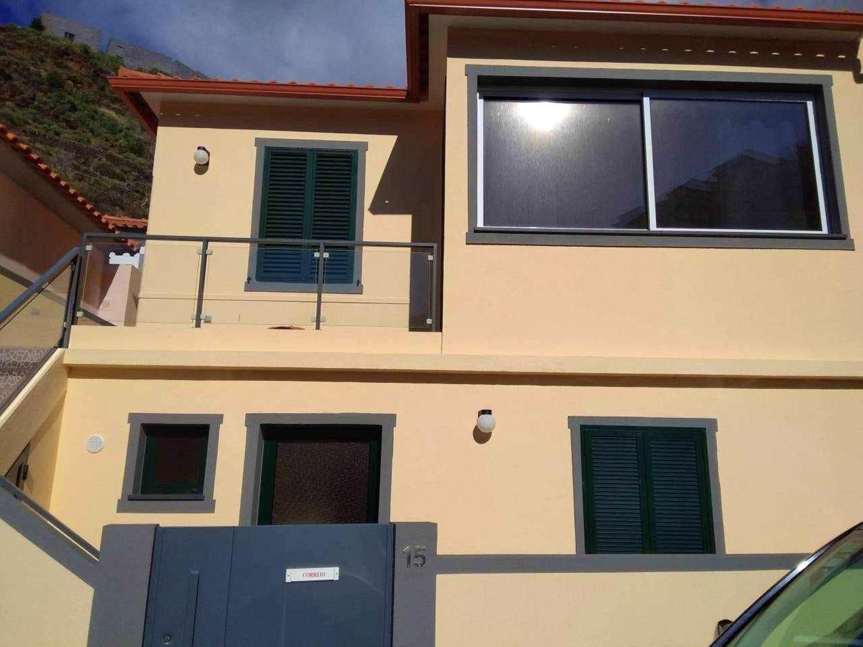 Seaside House in Estreito - main view