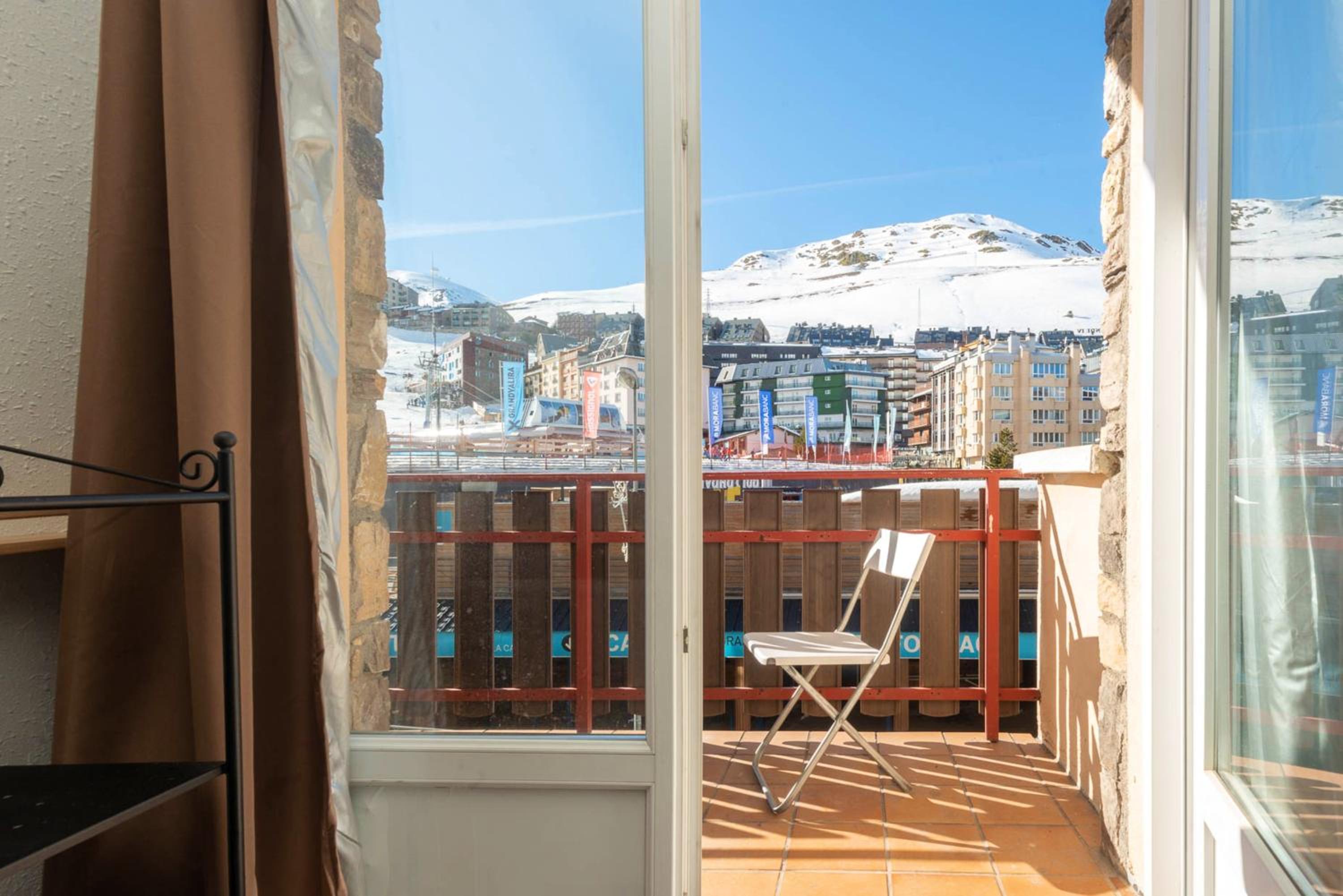 Charming Studio Pas de la Casa 33m² Balcony