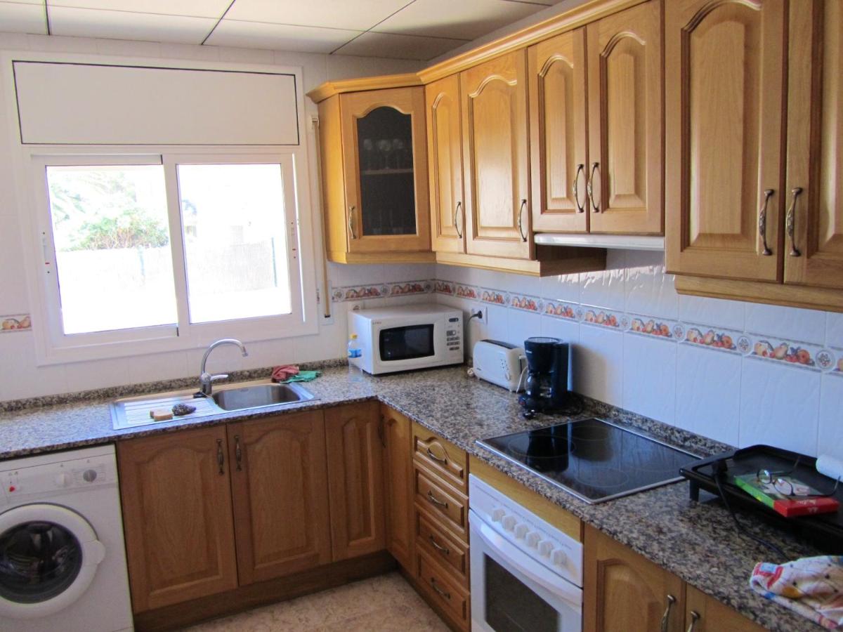 3 bedrooms chalet at Miami Platja 200 m away from the beach with private pool and enclosed garden photo 4