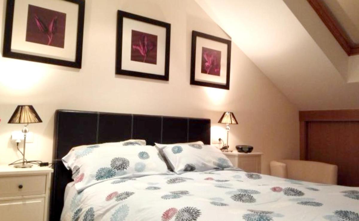 2 bedrooms appartement at Porto do Son 300 m away from the beach with terrace view 5