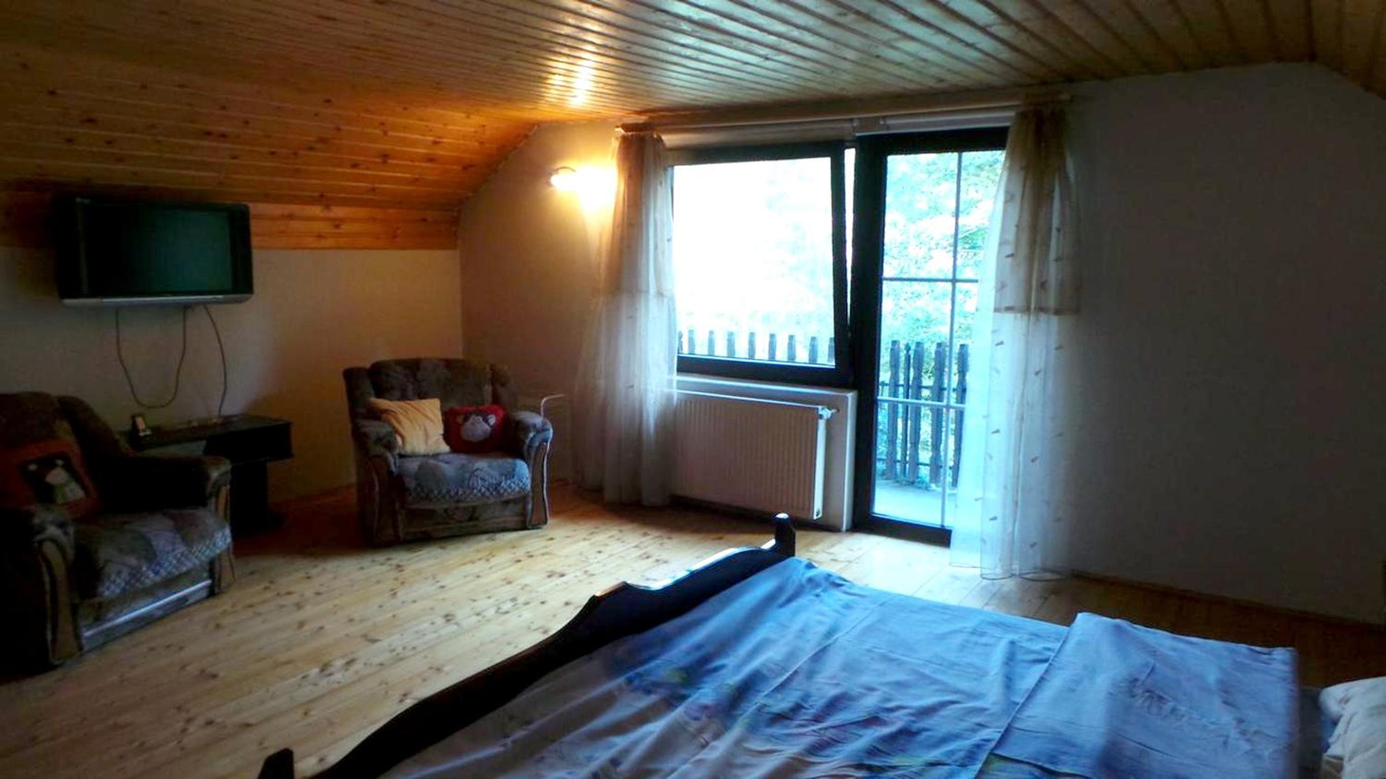 Photo 42