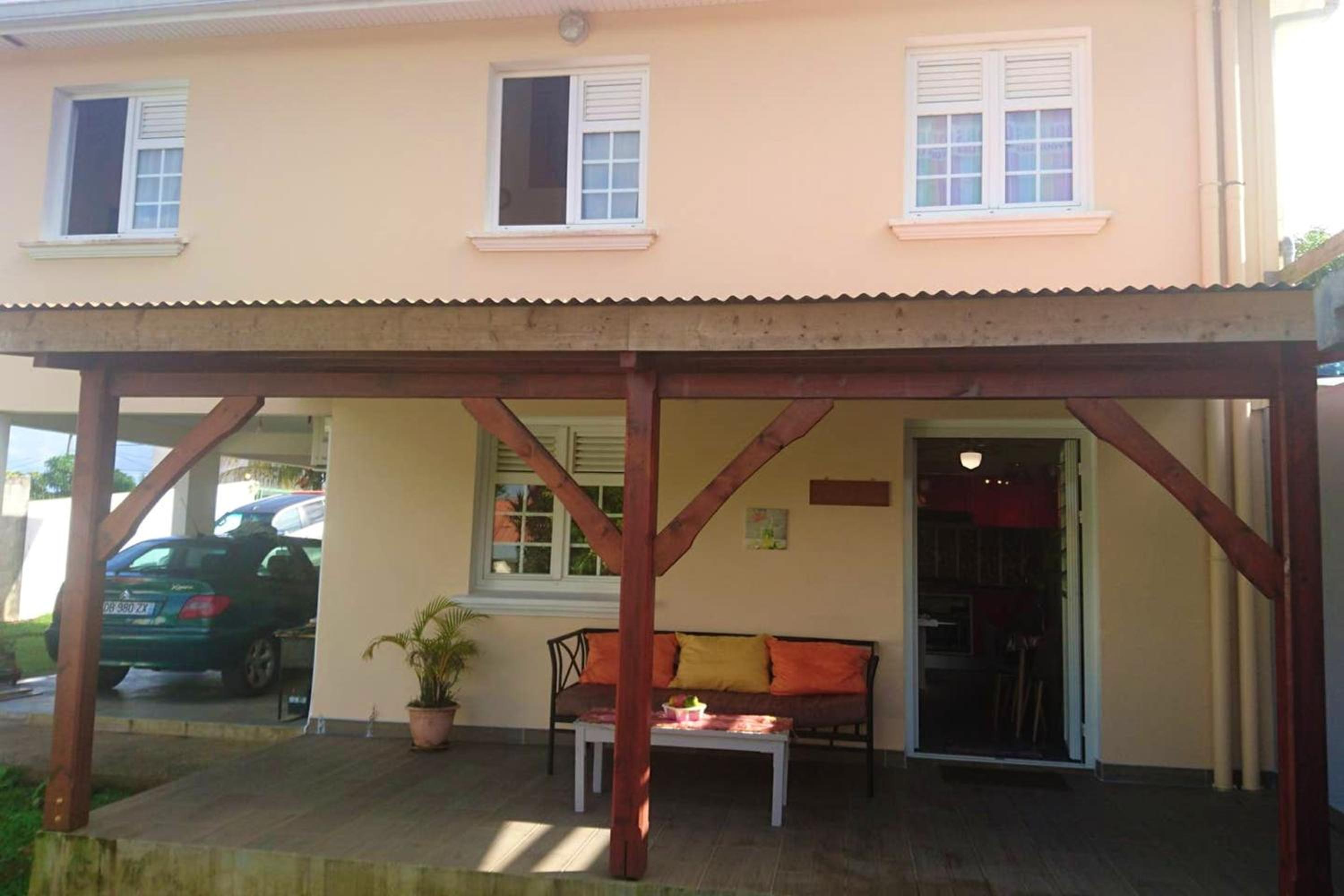 Appartement cosy au Lamentin 60 m² avec jardin view 2