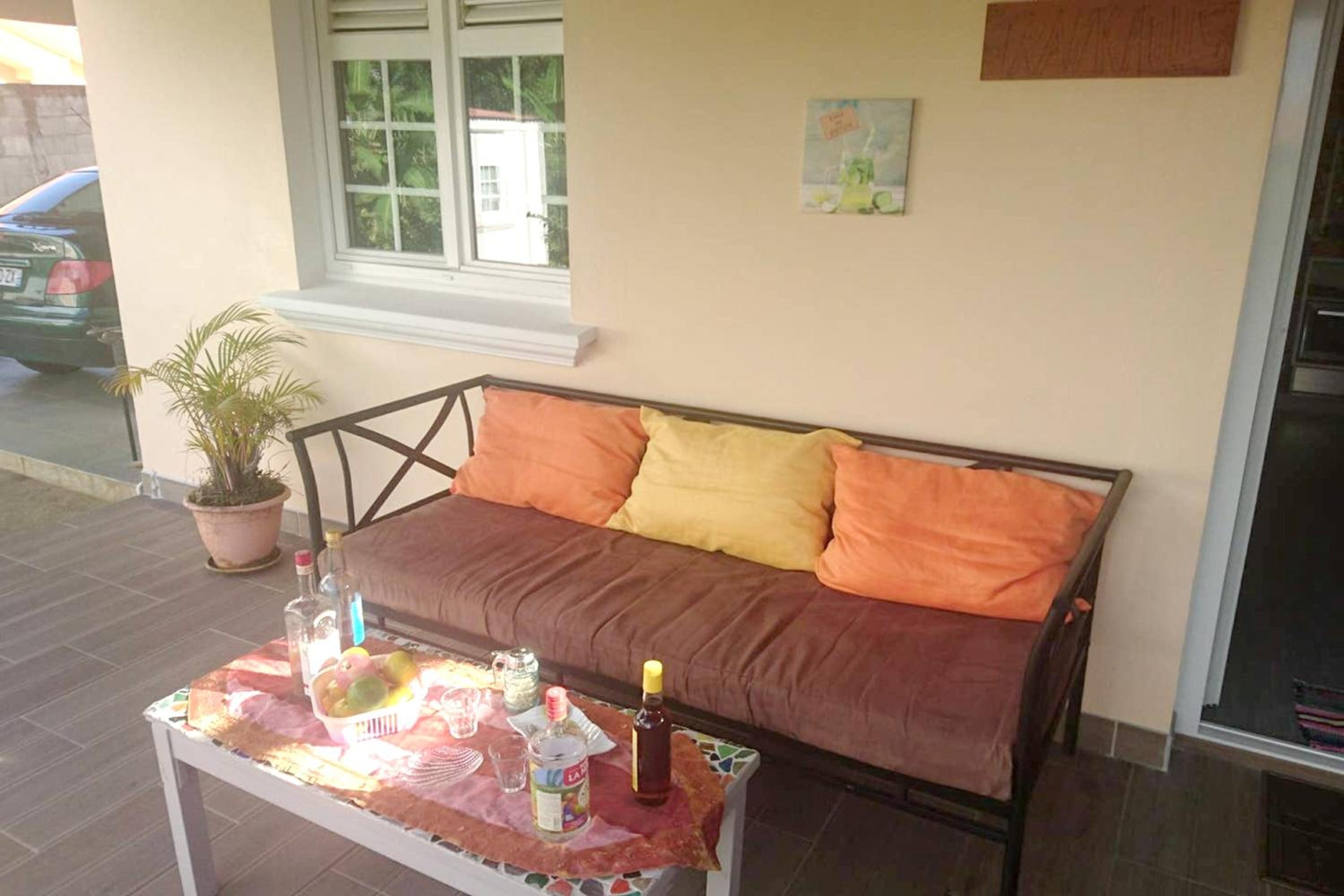Appartement cosy au Lamentin 60 m² avec jardin view 4