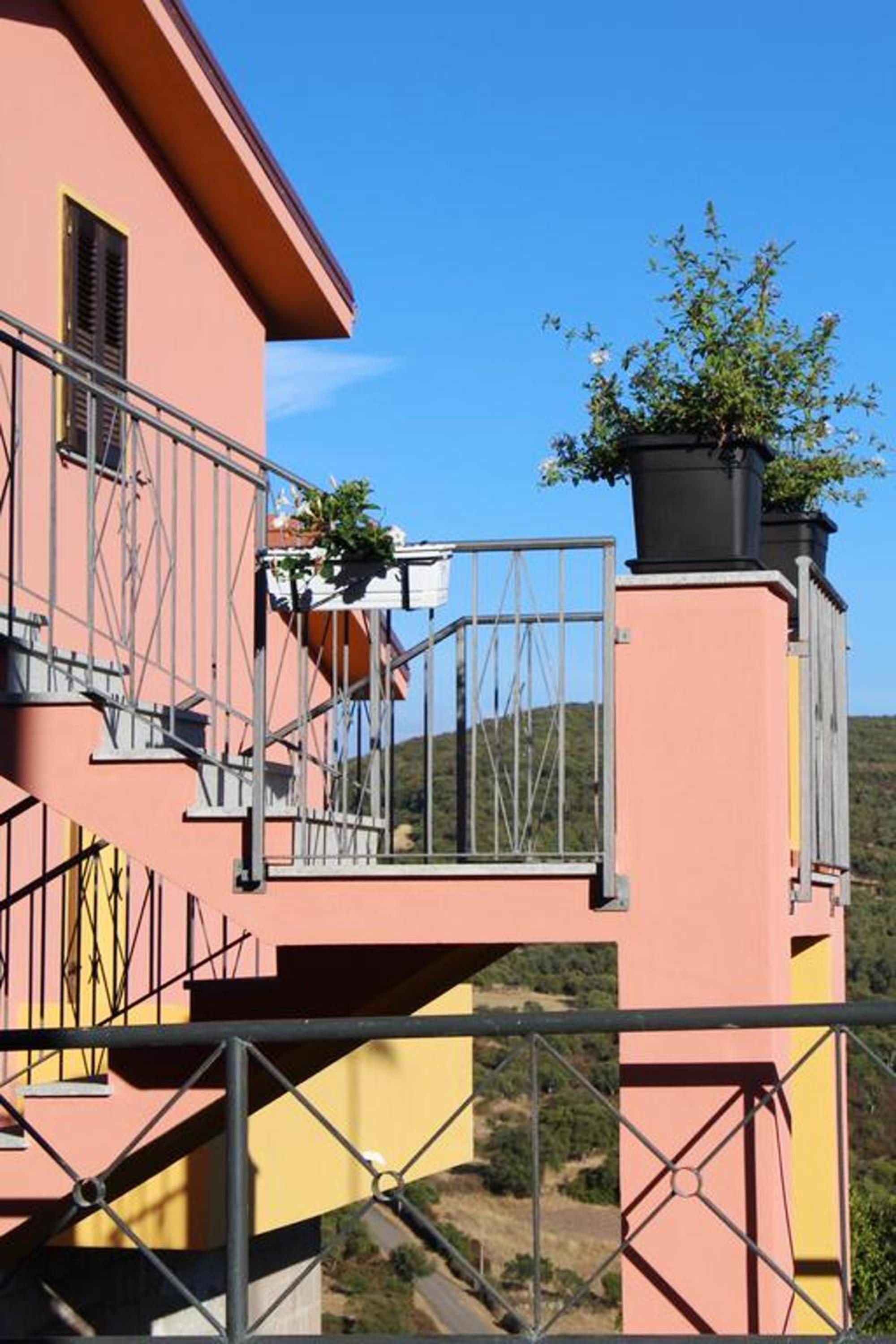 Charming apartment in Nughedu Santa Vittoria - 90 m² with fireplace view 5