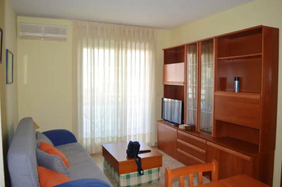 2 bedrooms appartement at Sant Carles de la Rapita 700 m away from the beach with sea view shared pool and balcony view 2