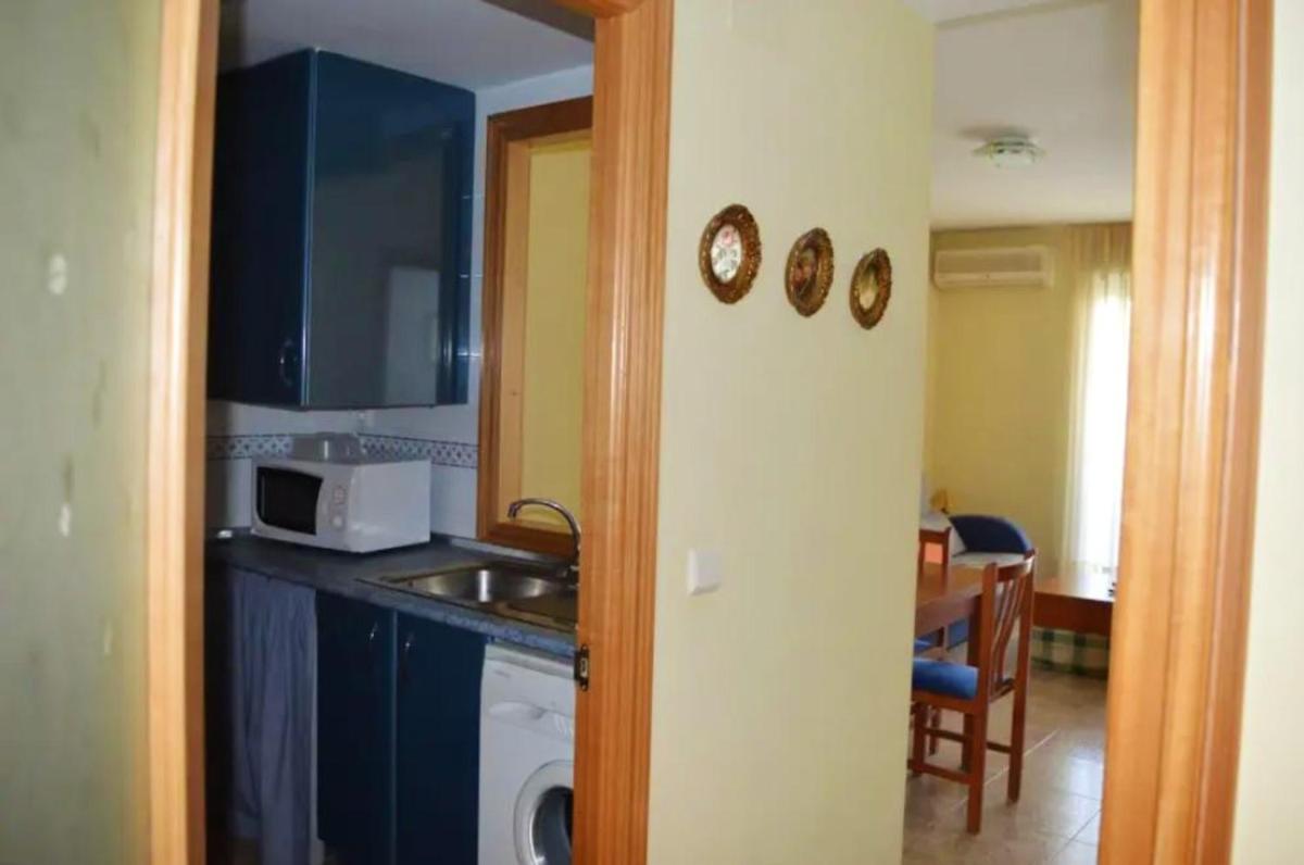 2 bedrooms appartement at Sant Carles de la Rapita 700 m away from the beach with sea view shared pool and balcony view 4