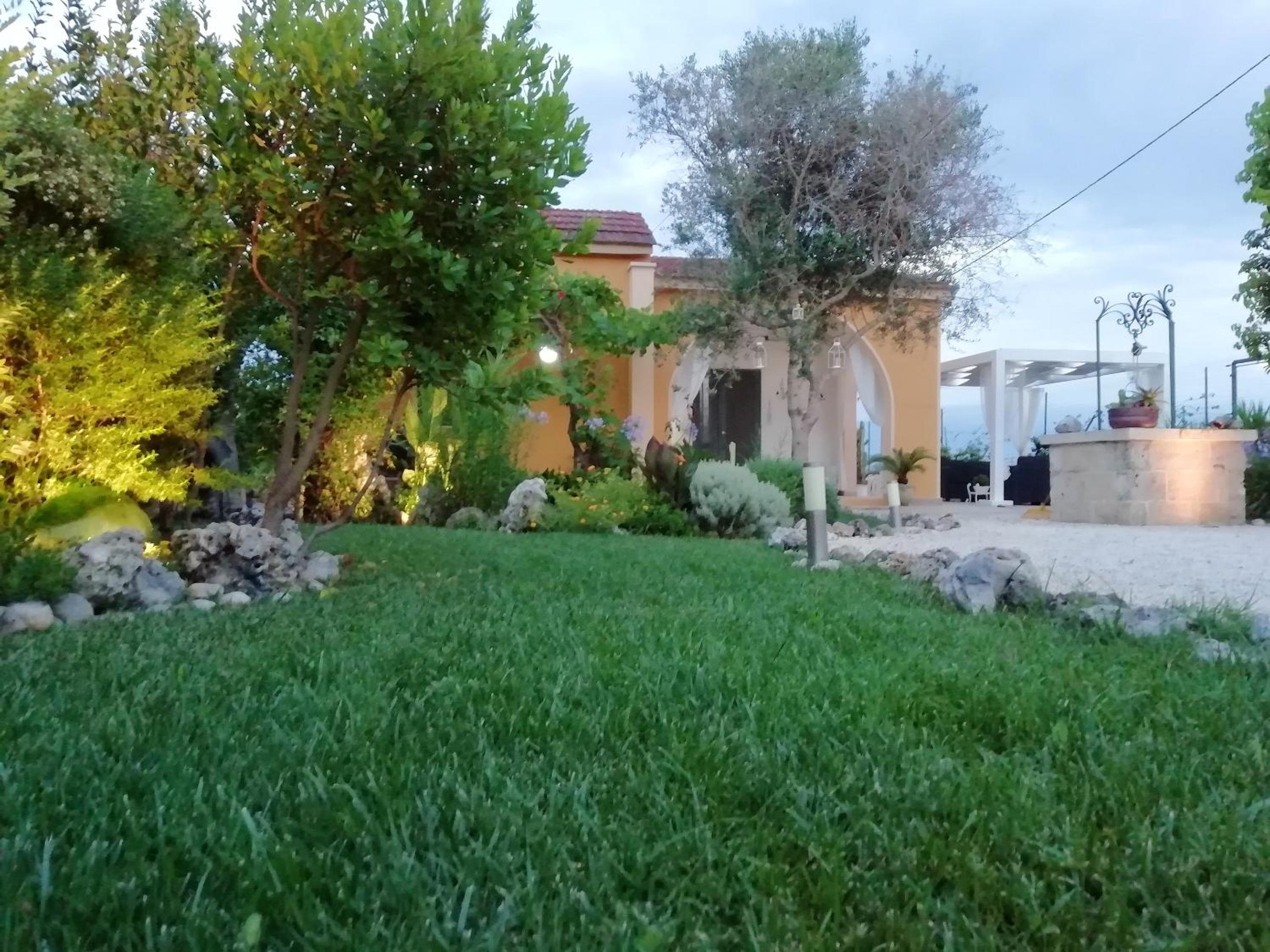 Charming House in Melissano view 5