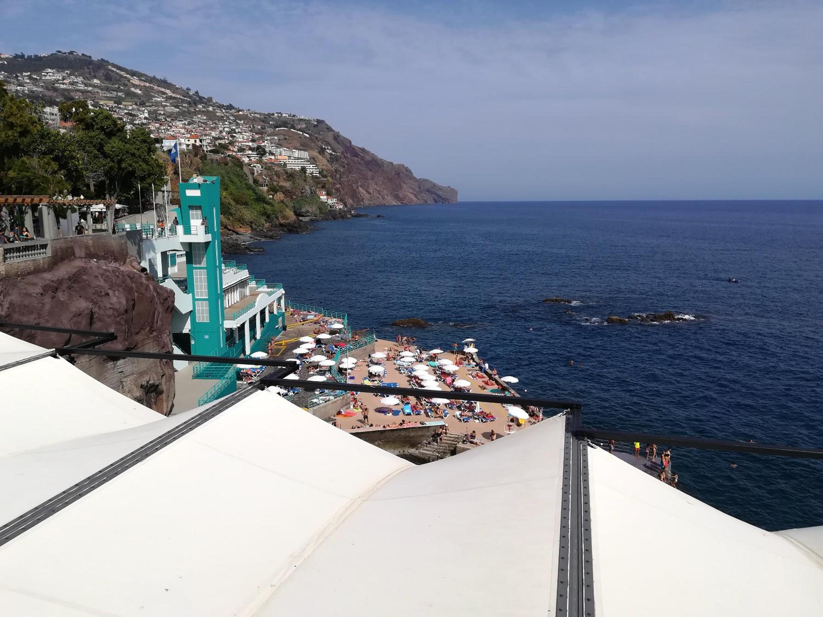 Cosy apartment in Funchal, sea and mountain views, 35 m²