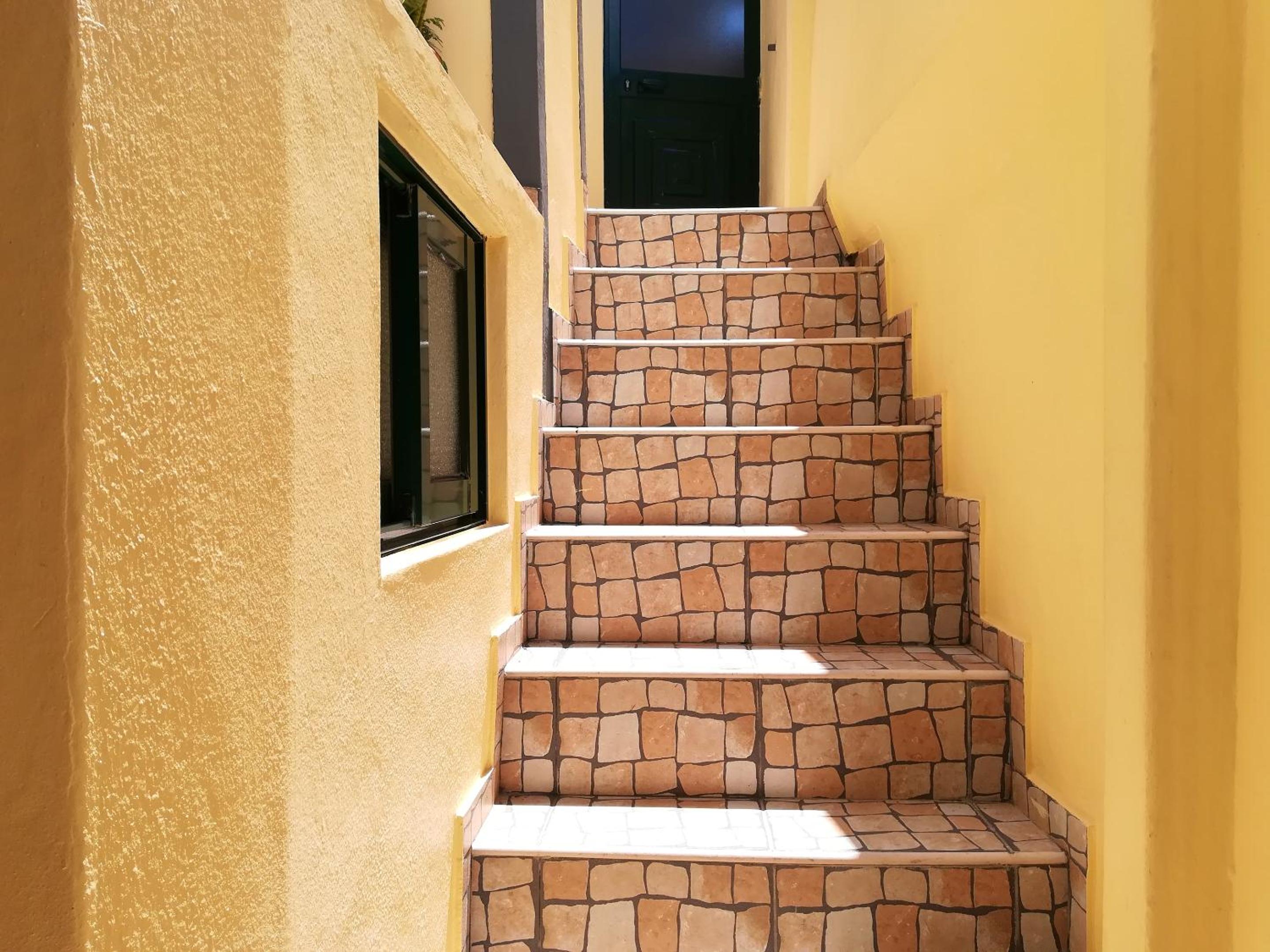 Cosy apartment in Funchal, sea and mountain views, 35 m²