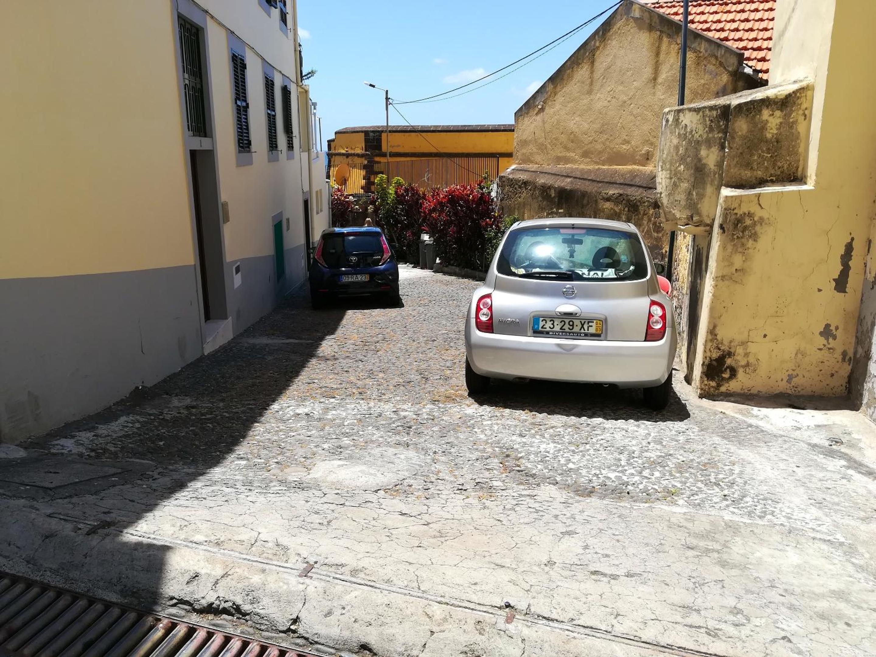 Cosy apartment in Funchal, sea and mountain views, 35 m²