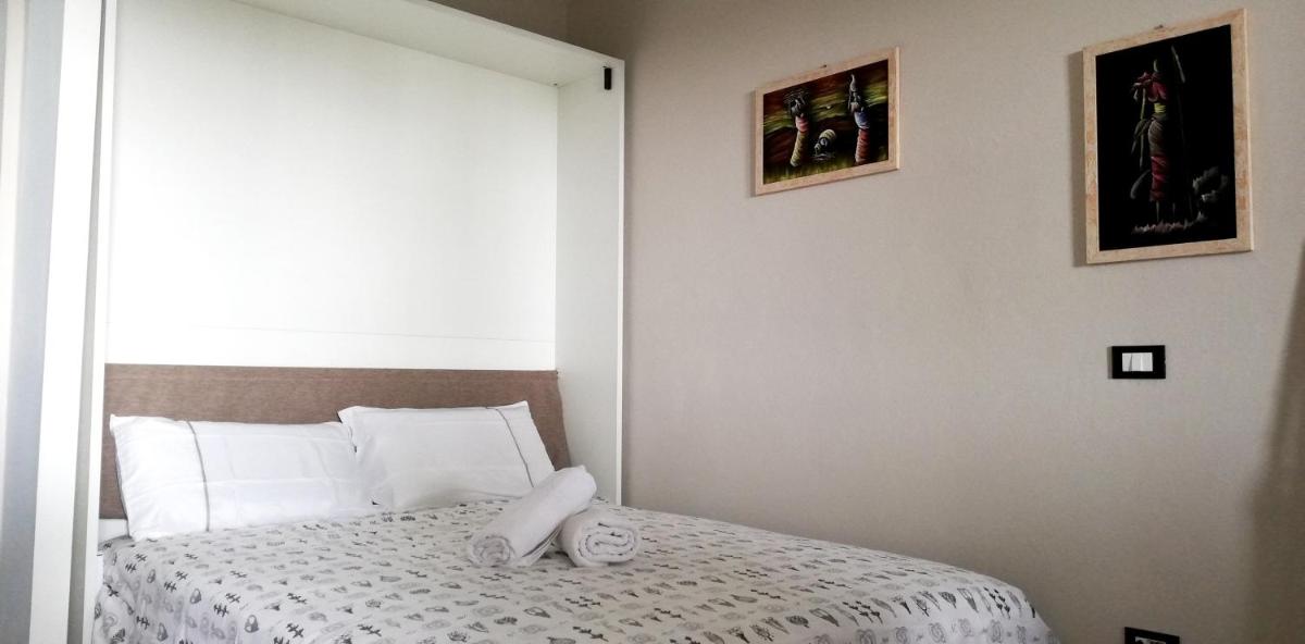 Studio at Castiglioncello 400 m away from the beach with sea view shared pool and enclosed garden view 4