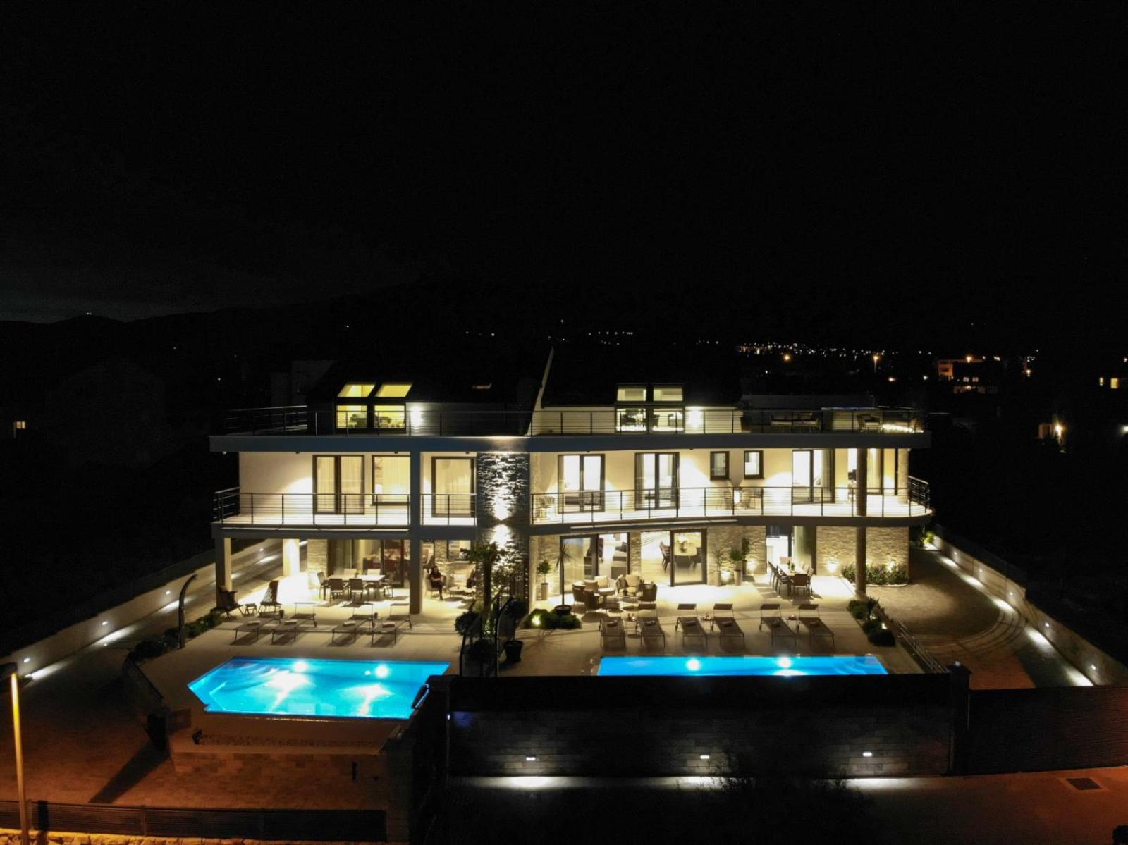 Luxury Beachfront Villa Sea Queen - Kastela view 3