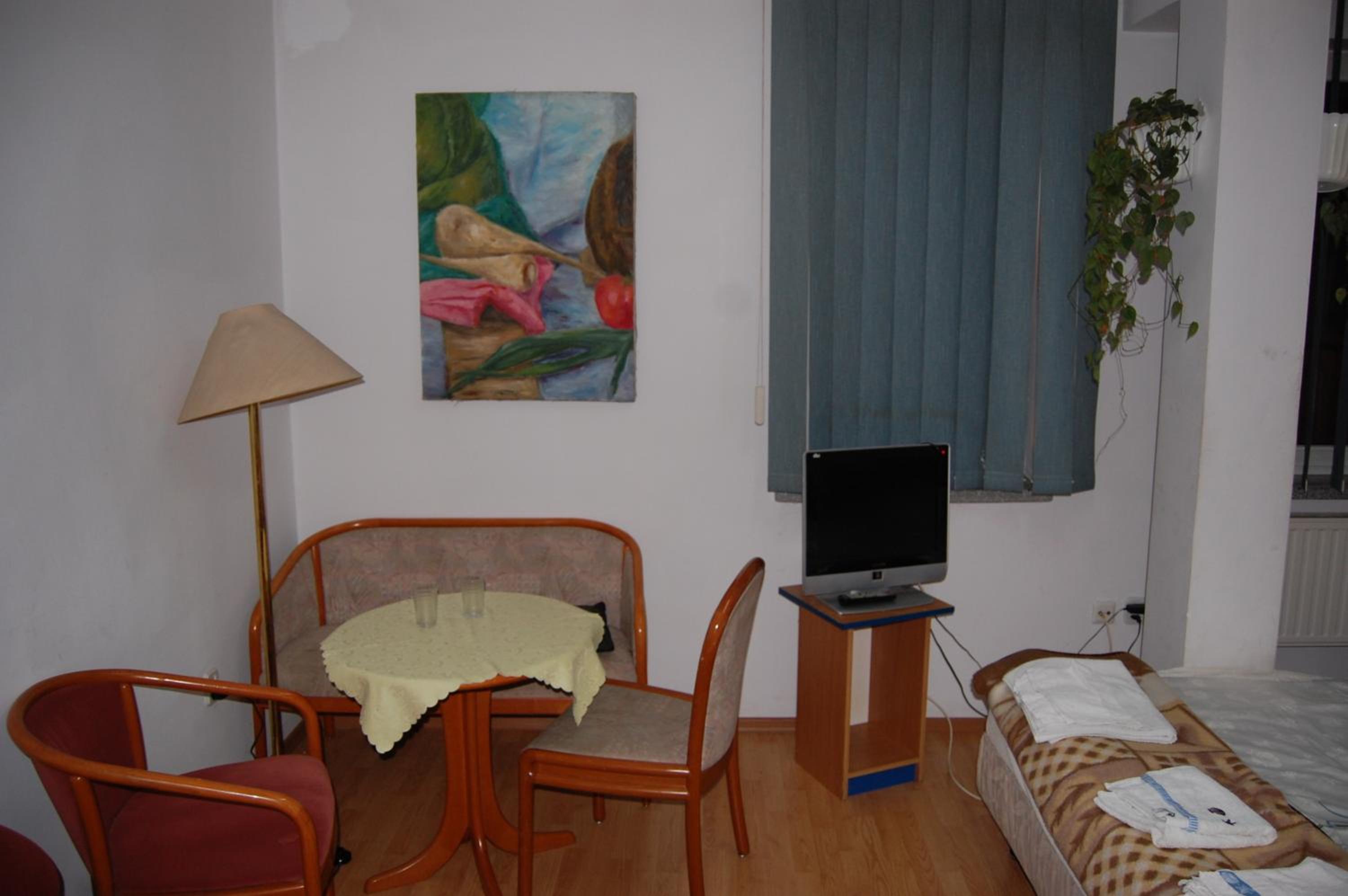 Photo 32