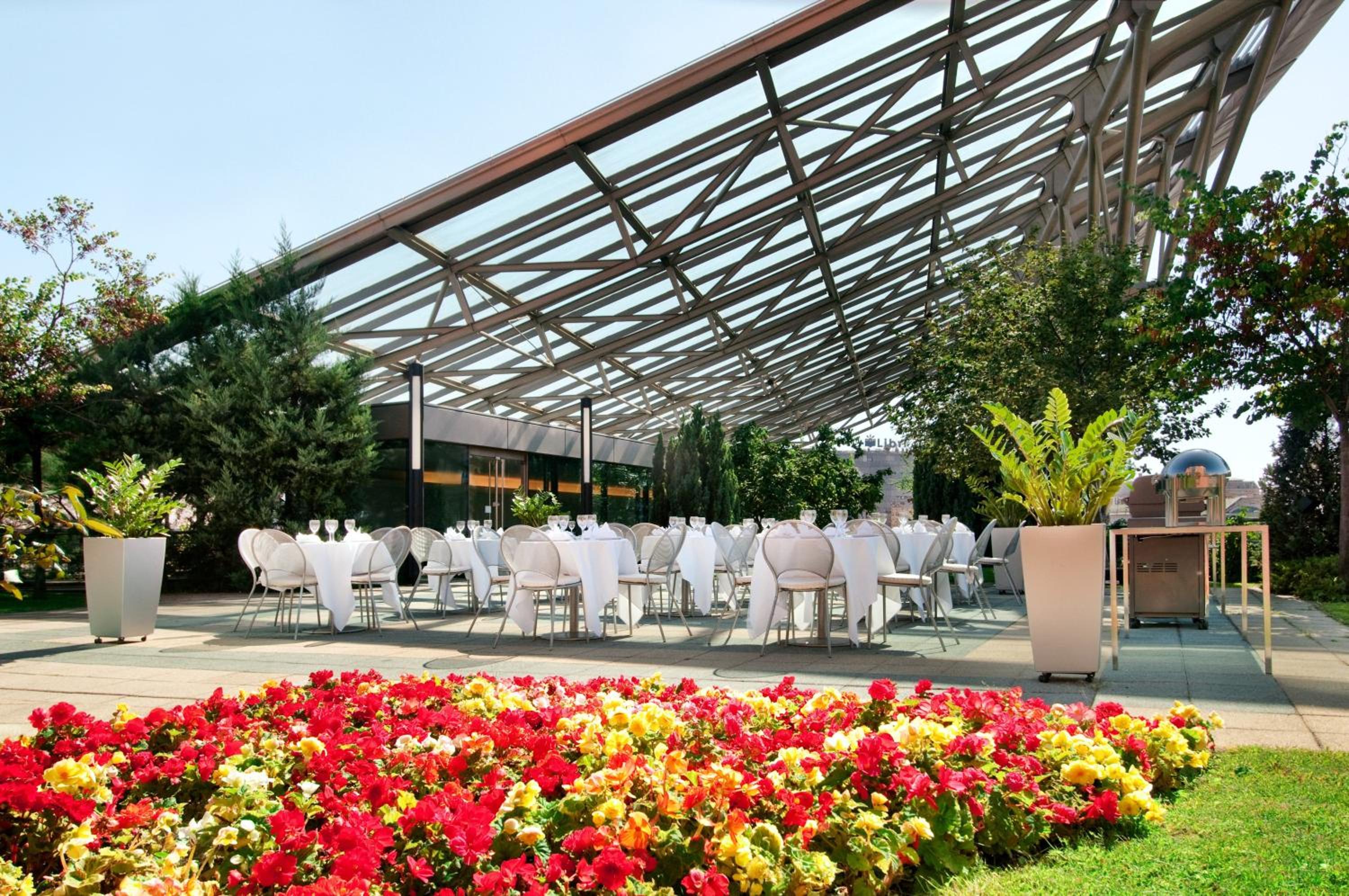 Crowne Plaza Budapest by IHG 13
