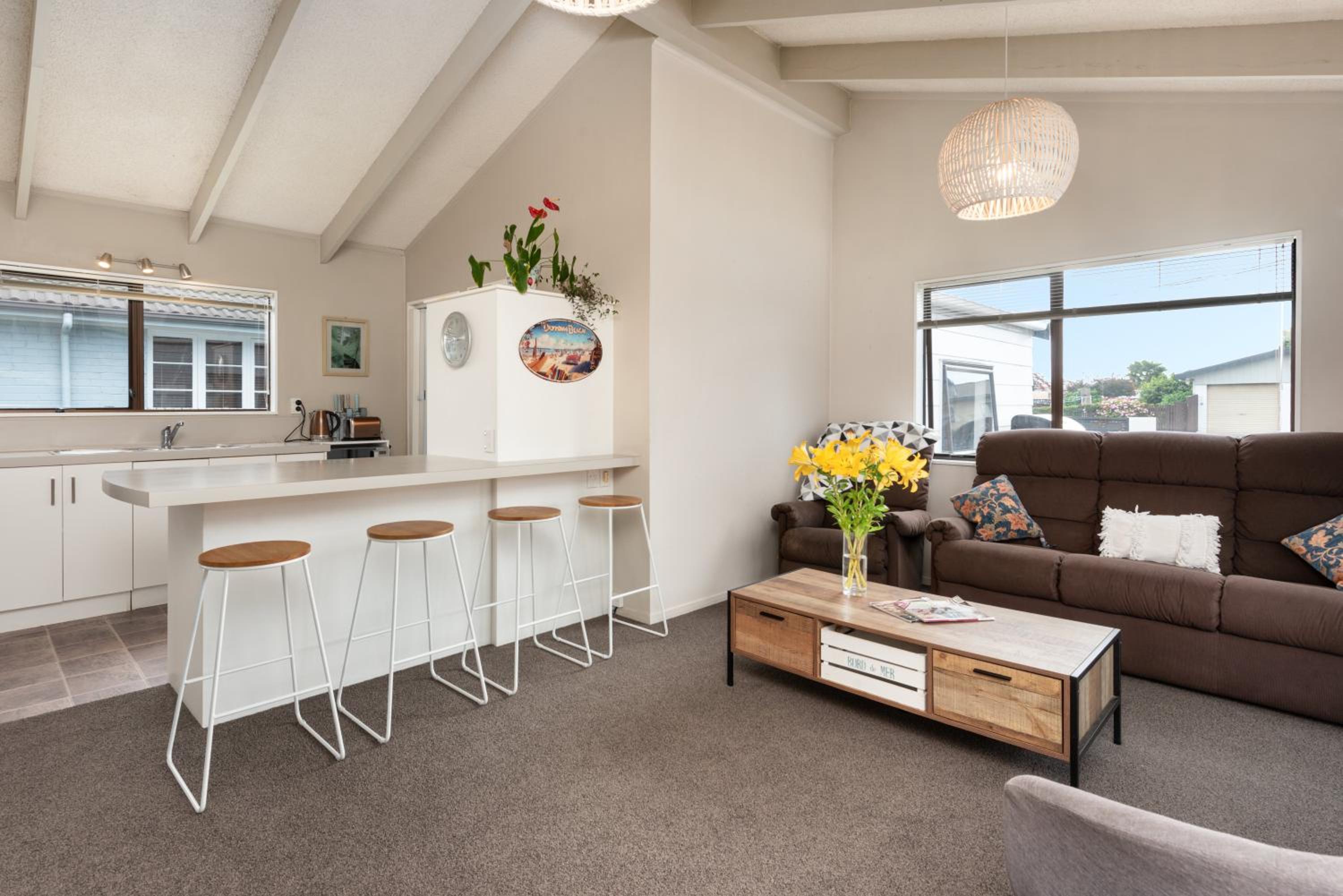 The Mount Beach Pad - Mt Maunganui Holiday Home view 2