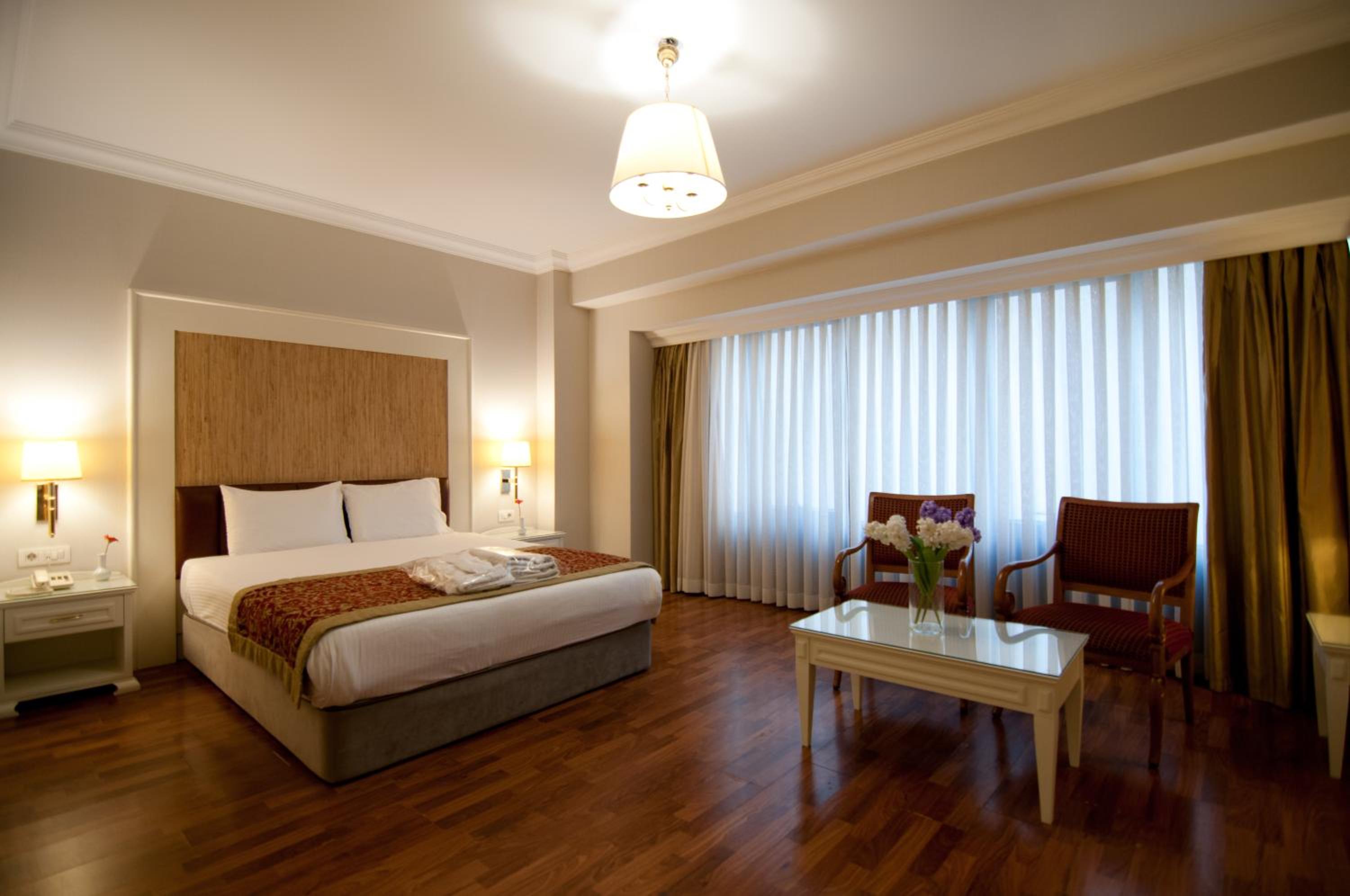 Taksim Metropark Hotel - Image 64
