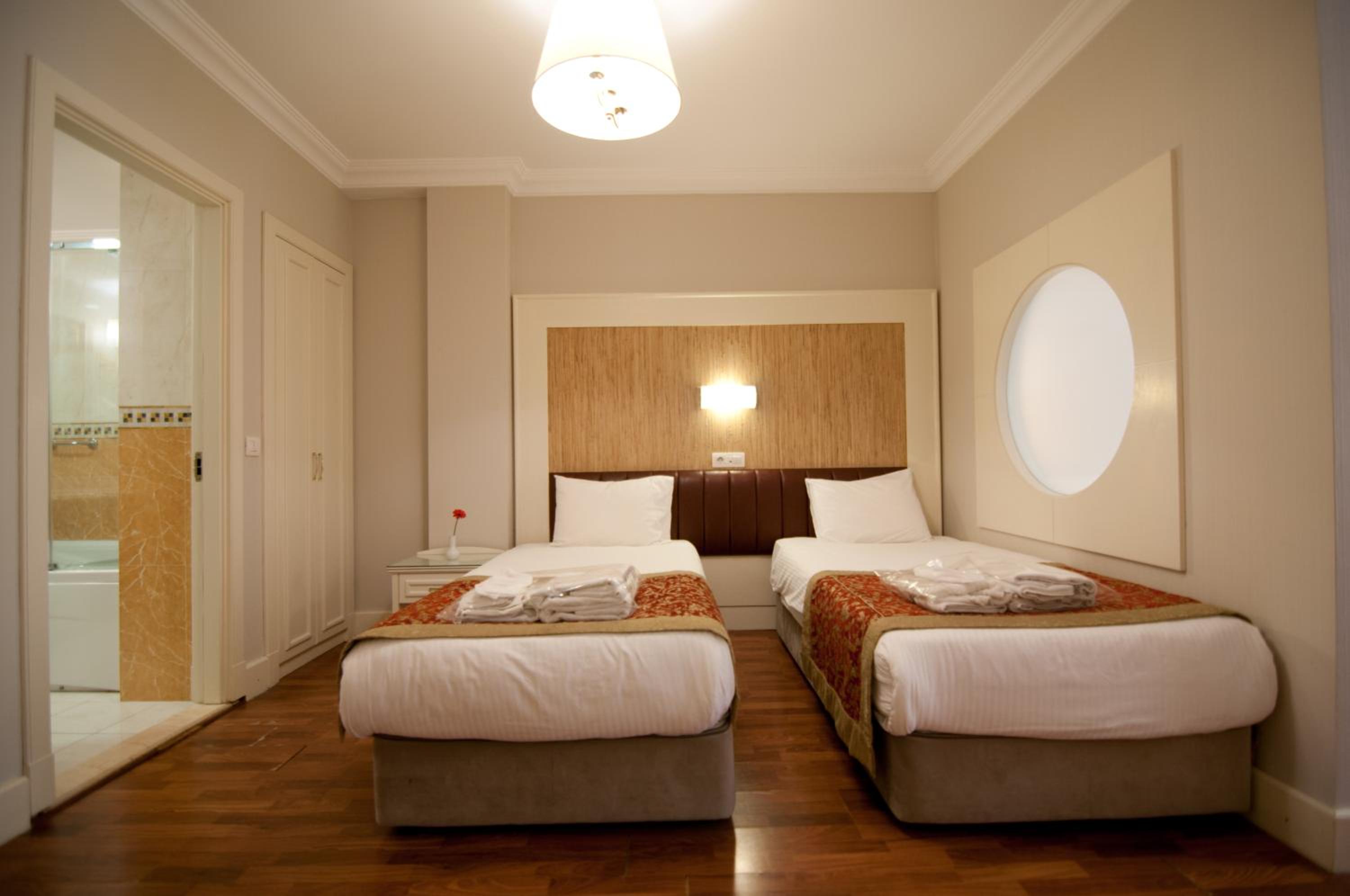 Taksim Metropark Hotel - Image 60