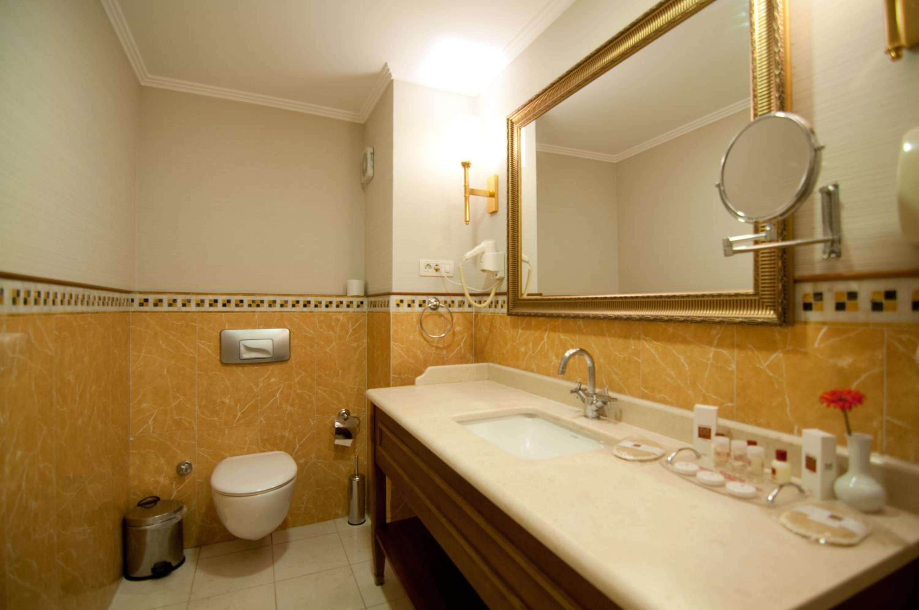 Taksim Metropark Hotel - Image 79