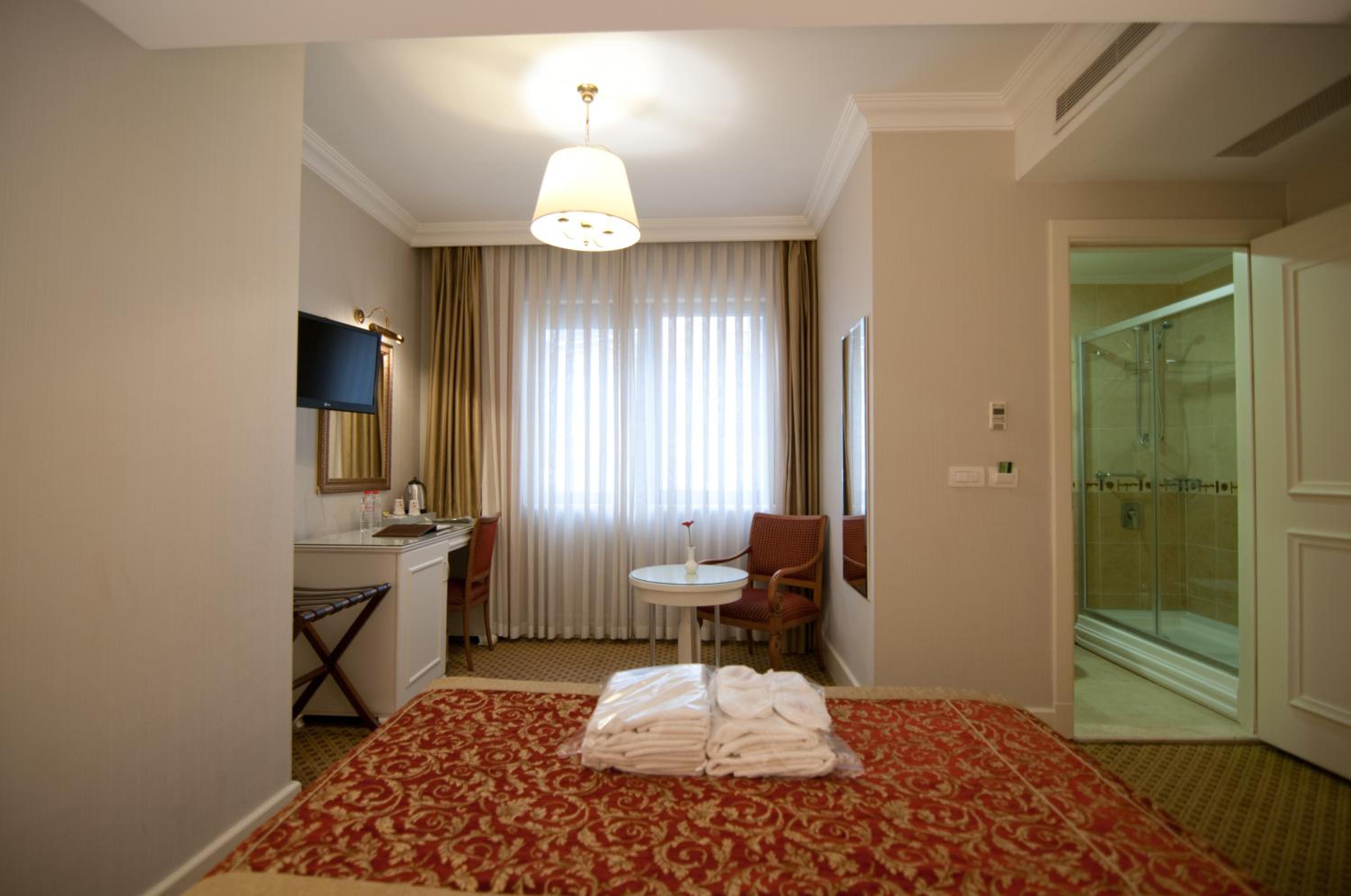 Taksim Metropark Hotel - Image 57