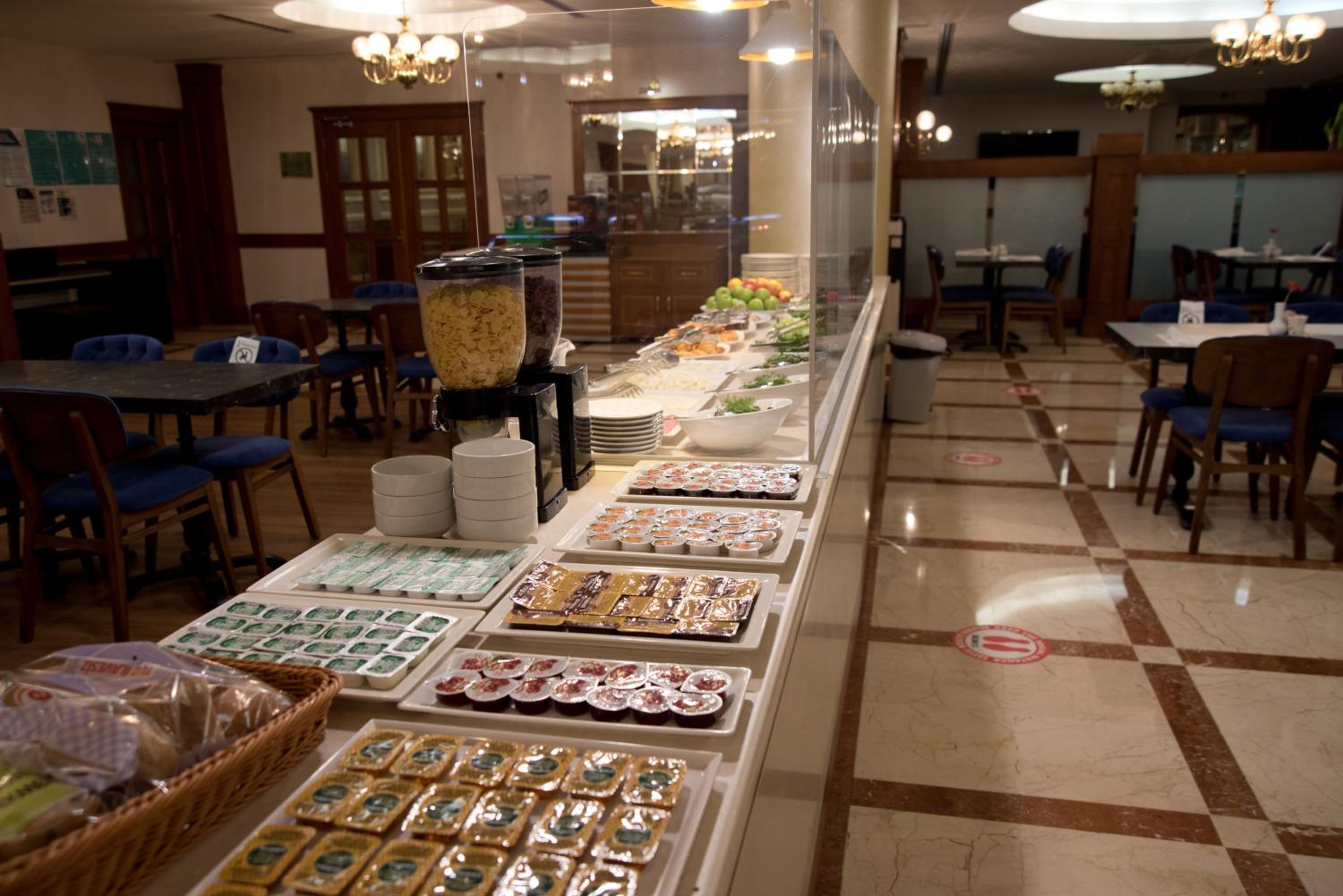 Taksim Metropark Hotel - Image 45