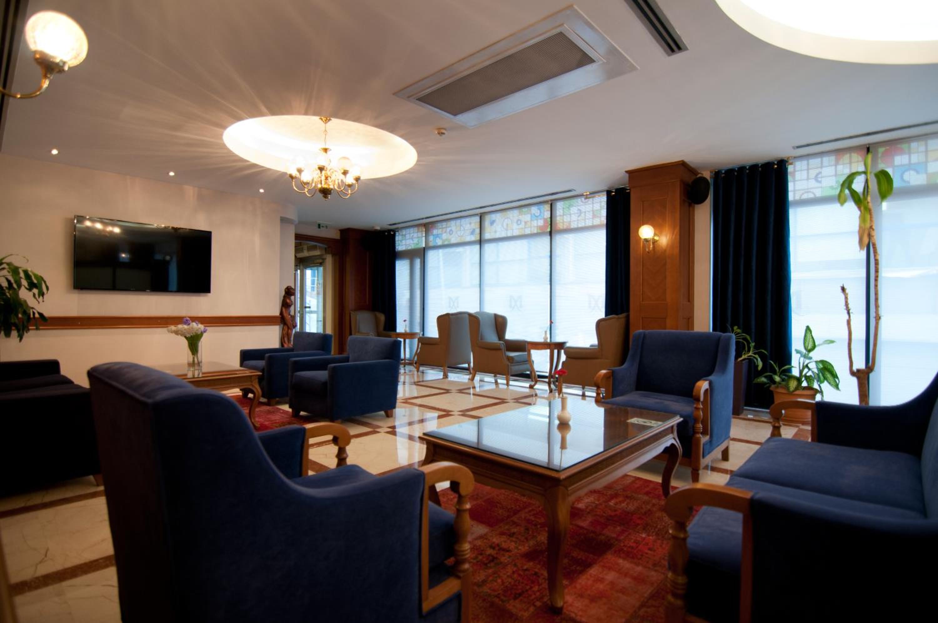 Taksim Metropark Hotel - Image 7