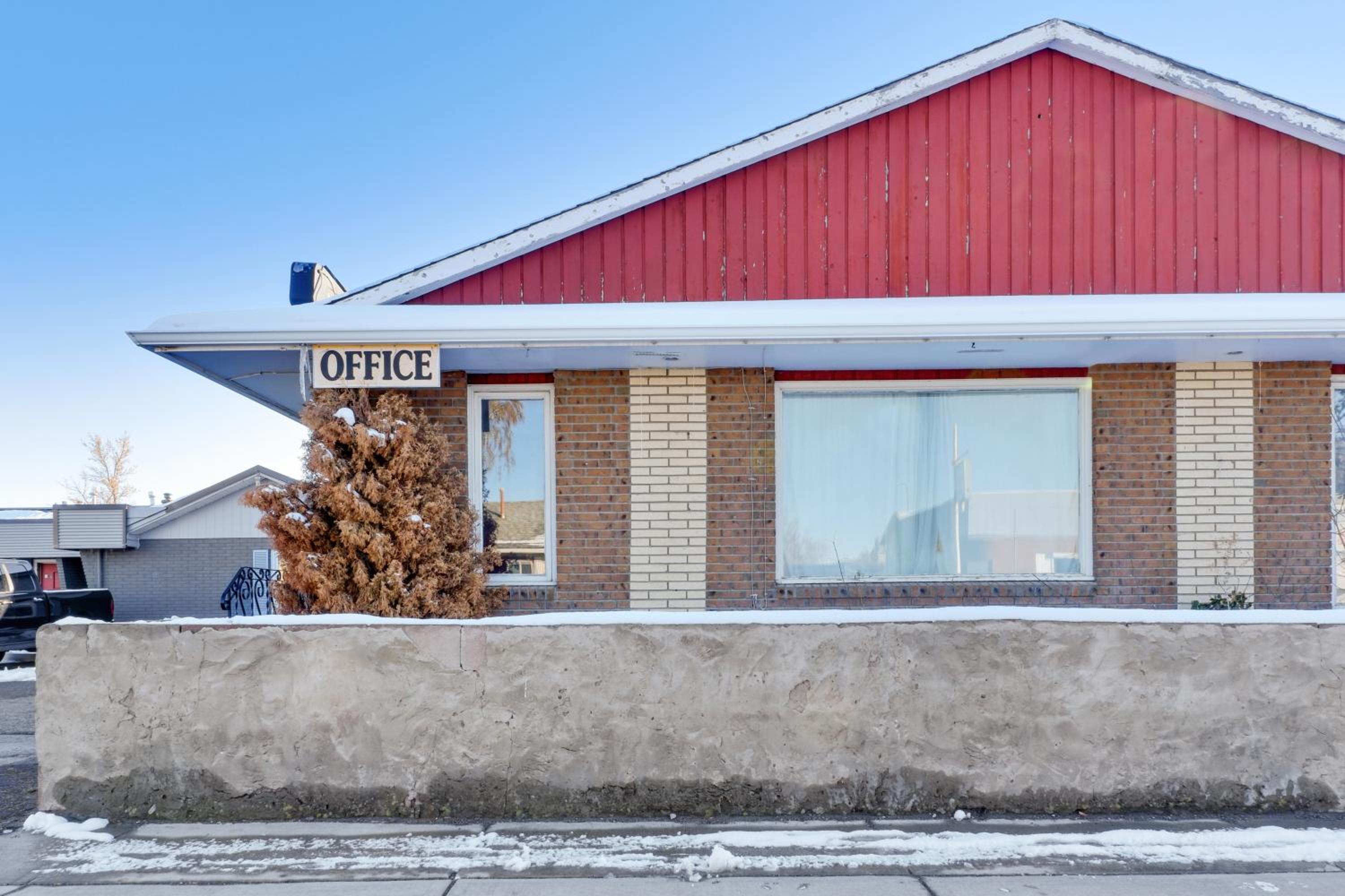 Hotel Bethel - Fort MacLeod, AB view 5