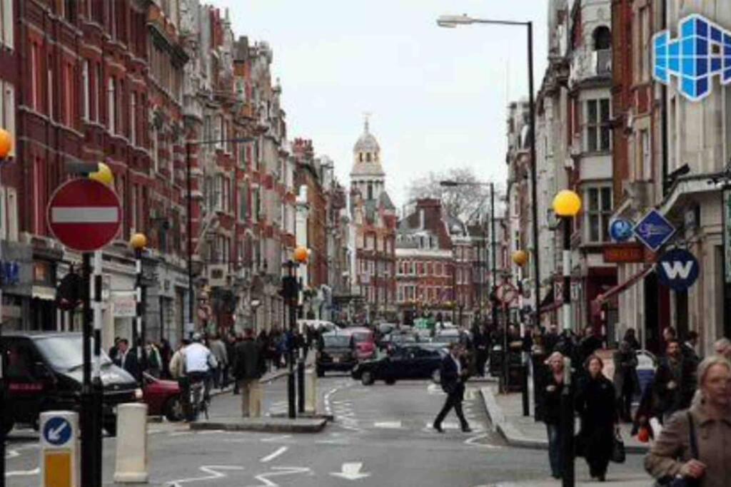 Stylish large cool 3 bed 3 bath Marylebone +AC