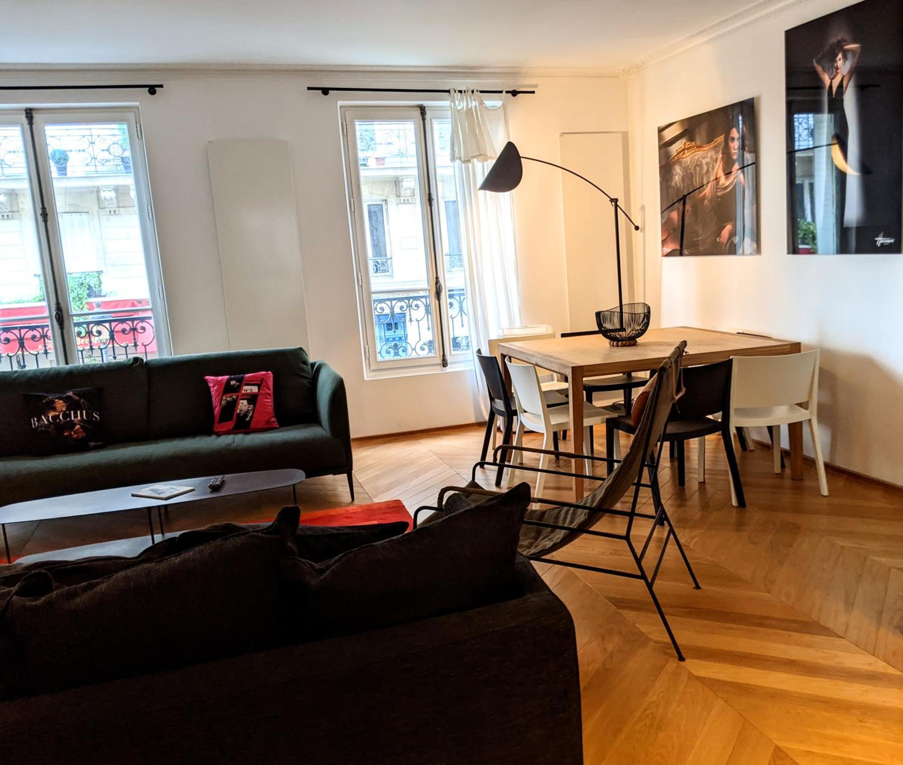 RESIDENCES HARCOURT - Ile Saint Louis - PARIS