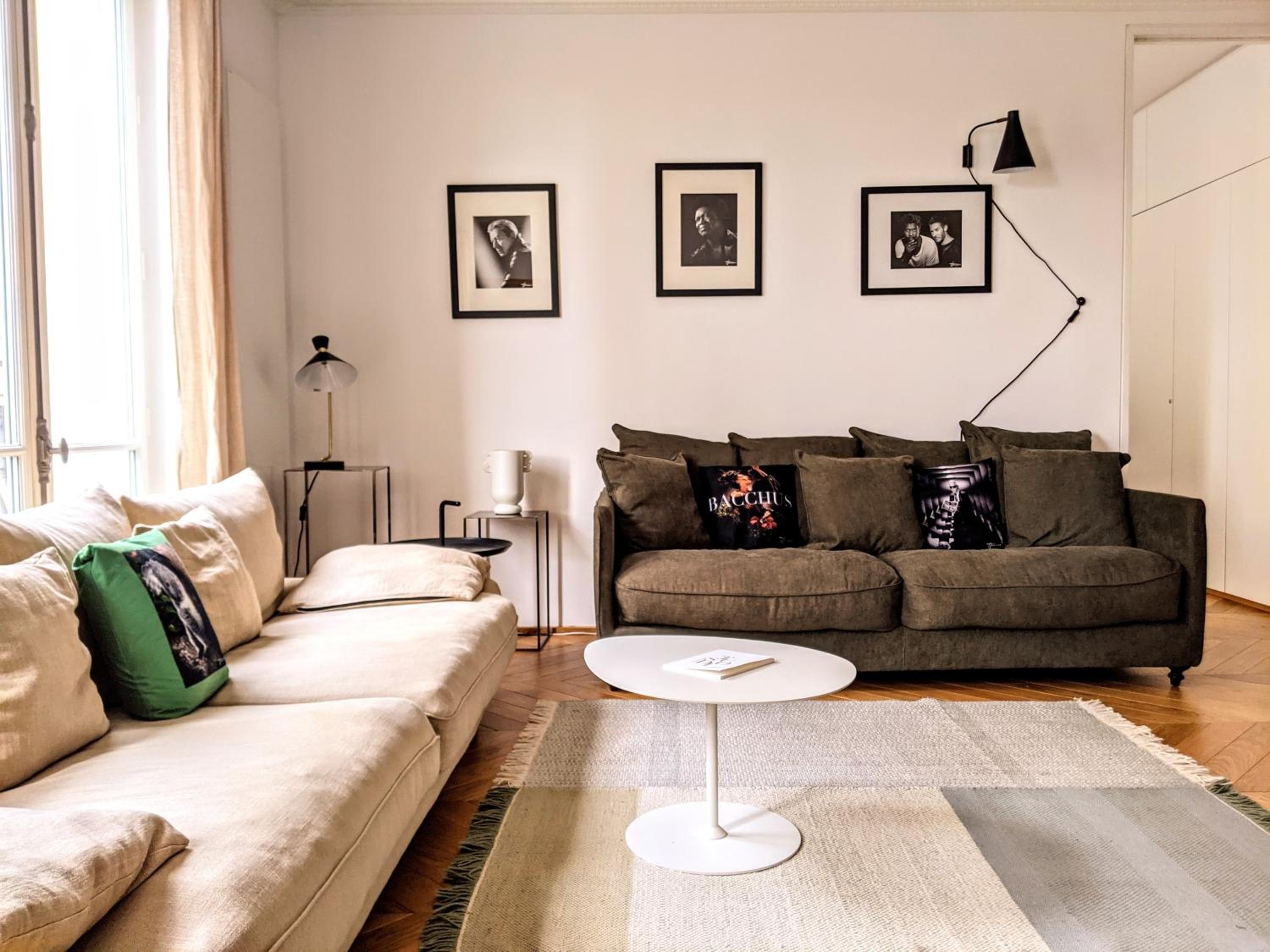 RESIDENCES HARCOURT - Ile Saint Louis - PARIS