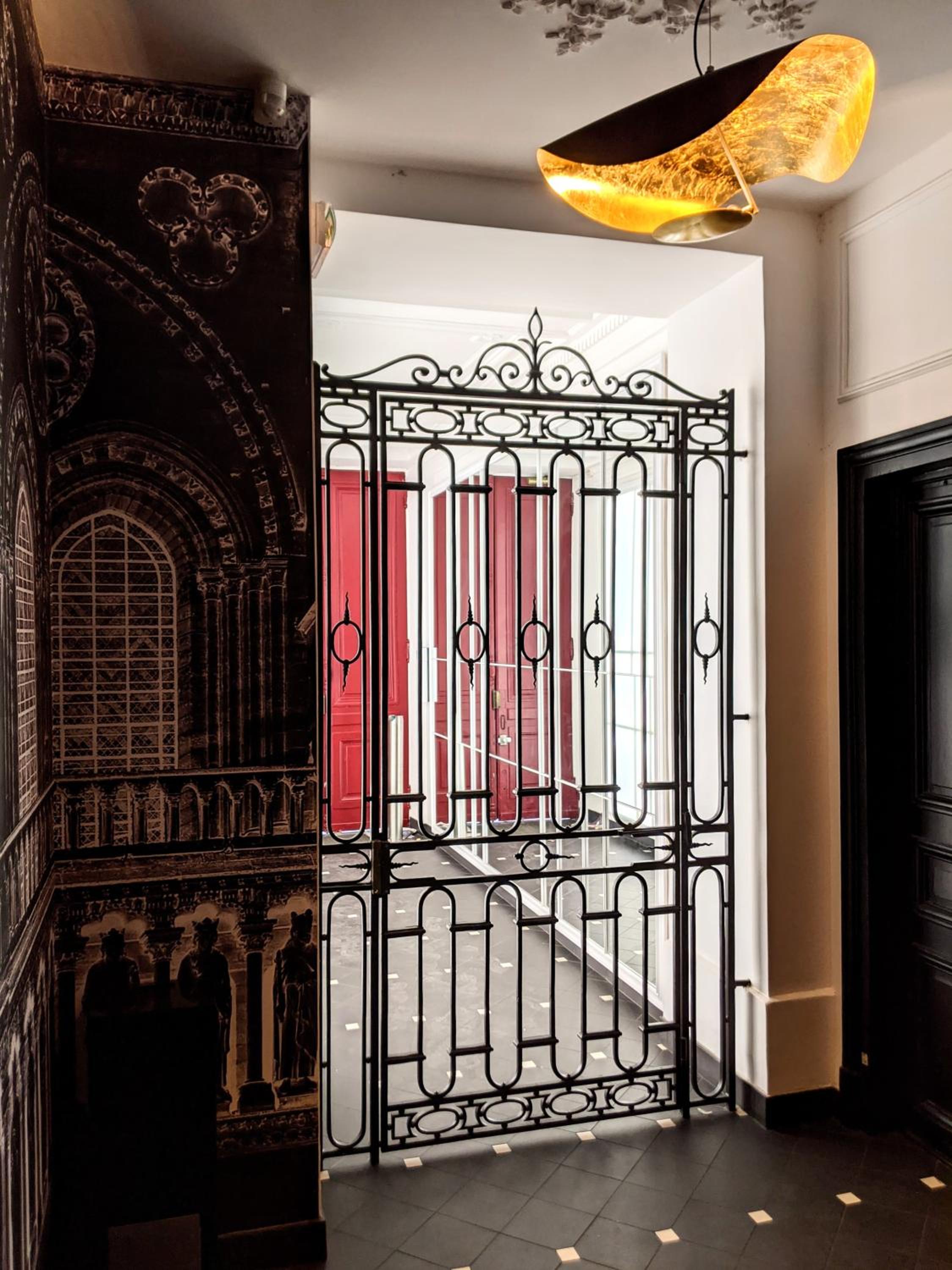 RESIDENCES HARCOURT - Ile Saint Louis - PARIS
