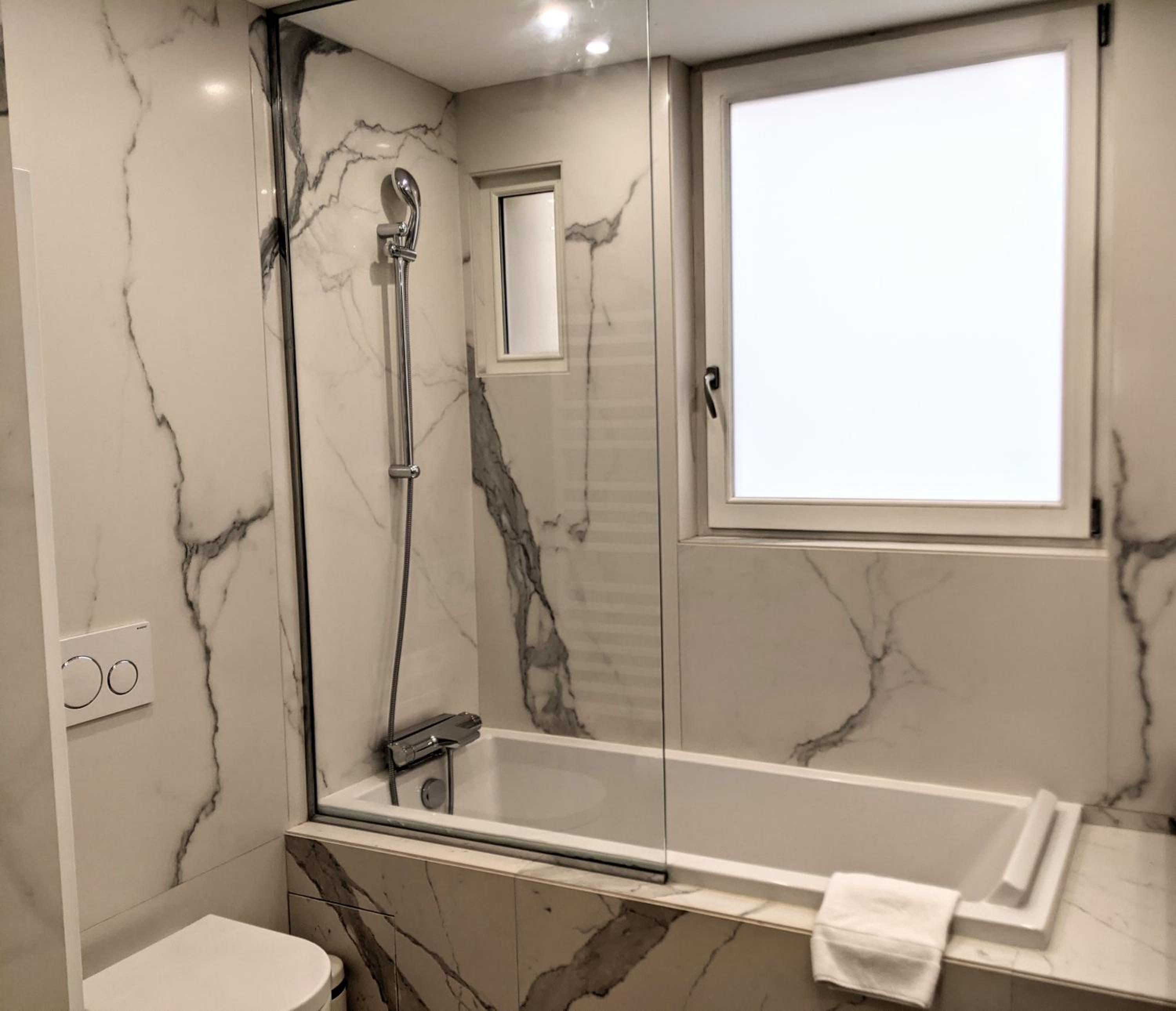 RESIDENCES HARCOURT - Ile Saint Louis - PARIS
