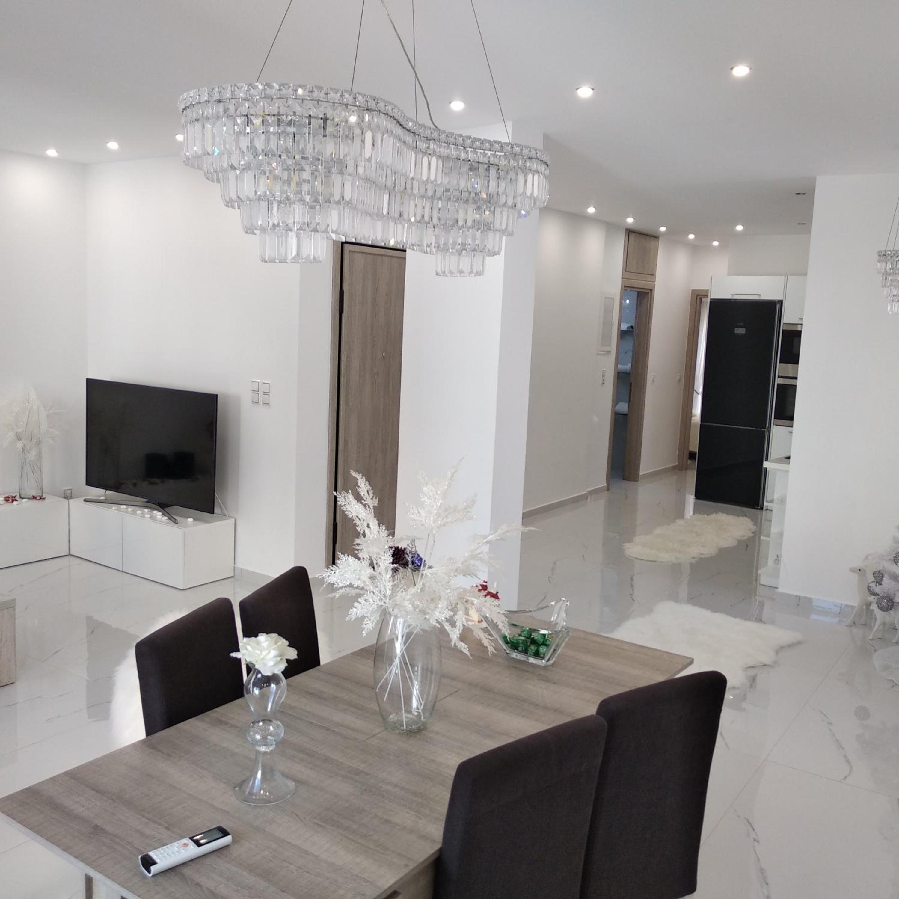 Despina's Luxury apt downtown view 5