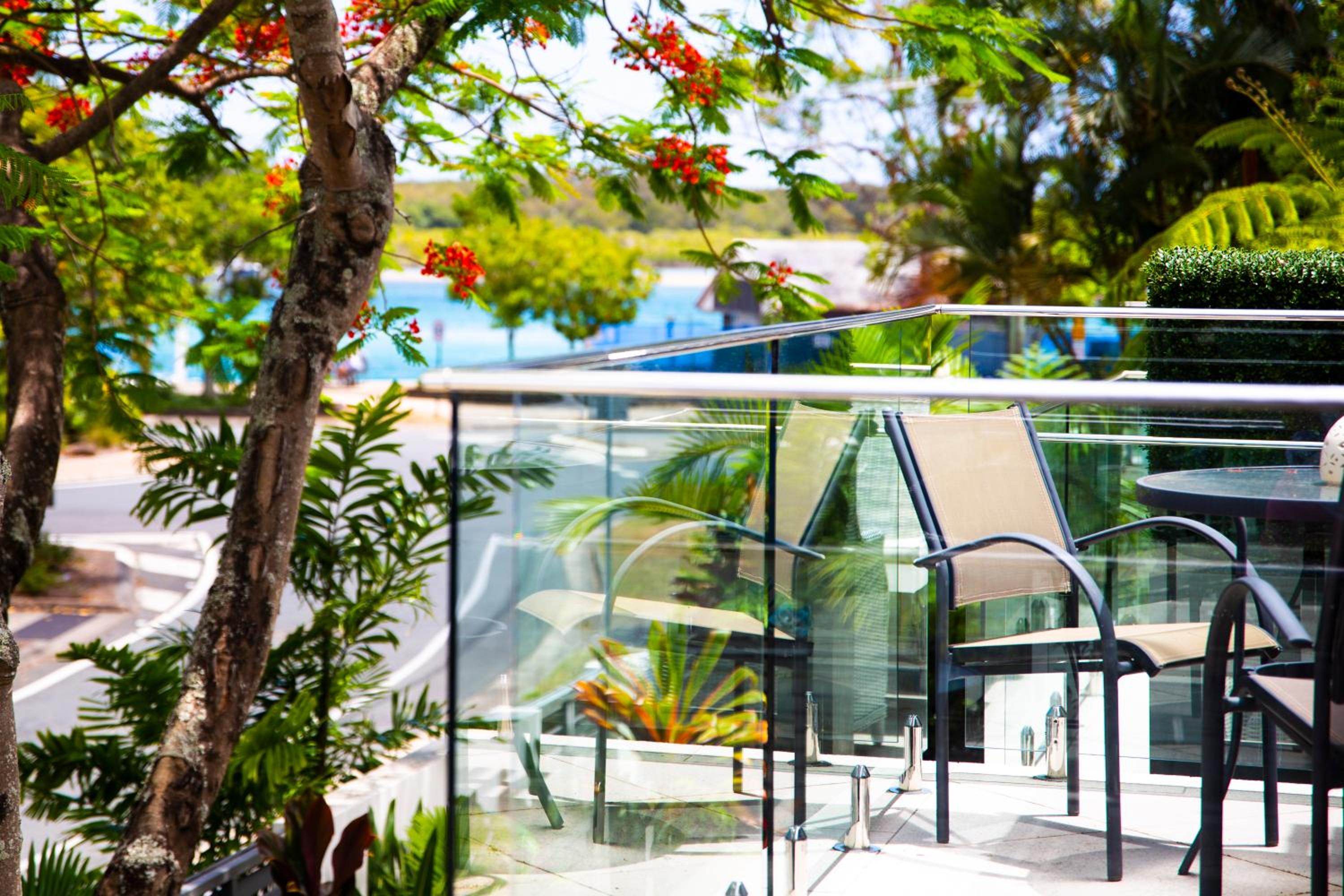 Noosaville Vacations - 2 Bedroom Renovated Townhouse, Walk to Noosa River - Property Image 1