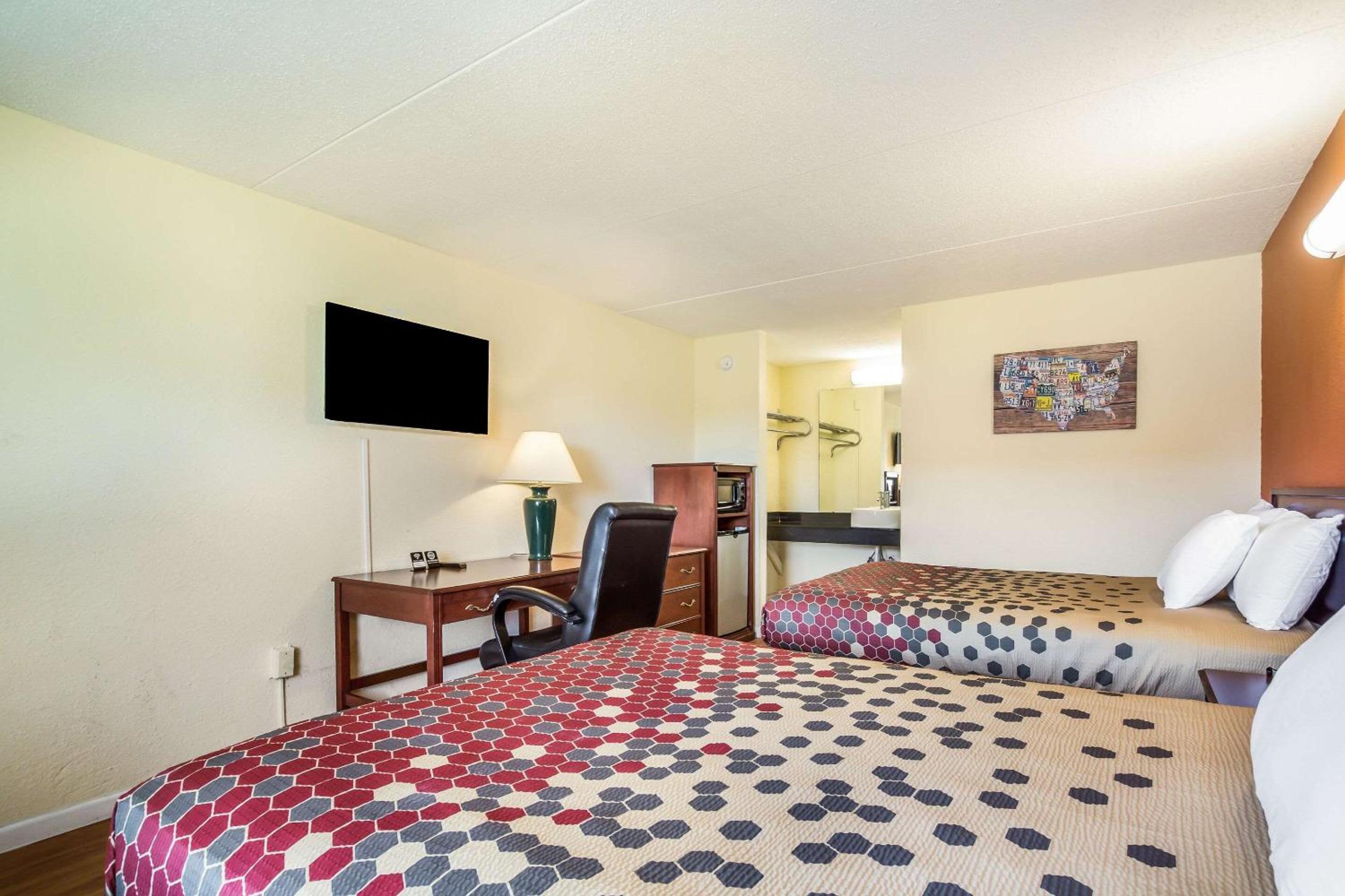 Danville Vacations - Americas Best Value Inn Danville - Property Image 12