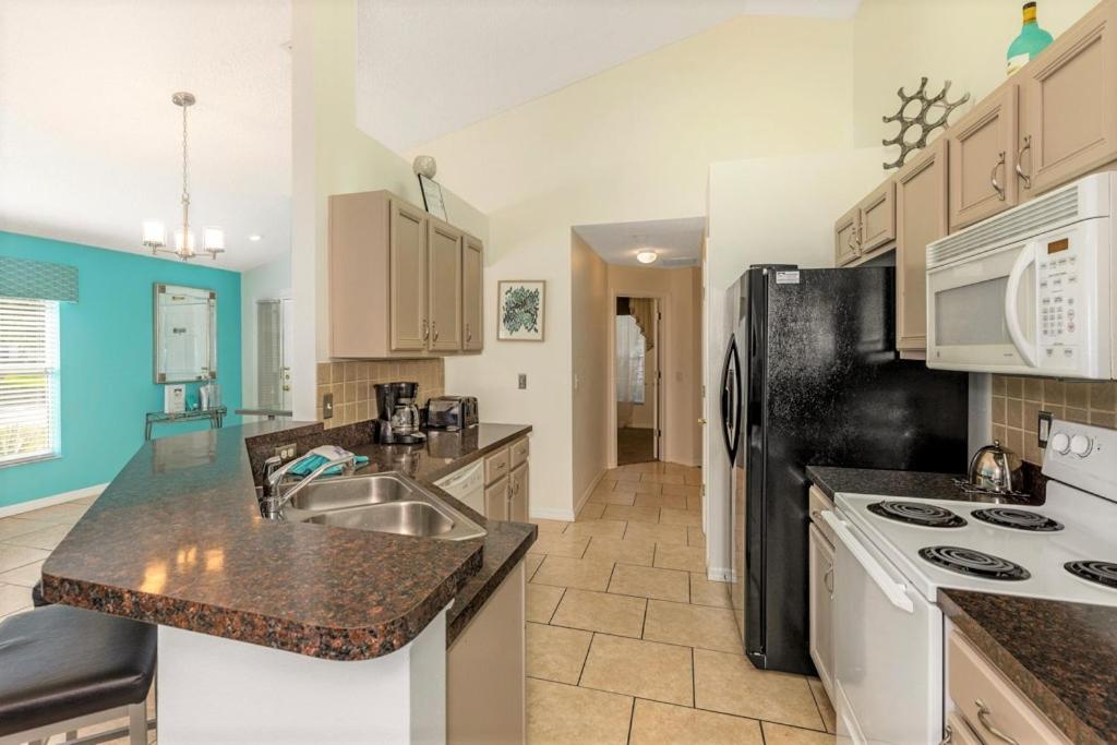 Disney Area Villa South-Facing Pool and Spa Game Room